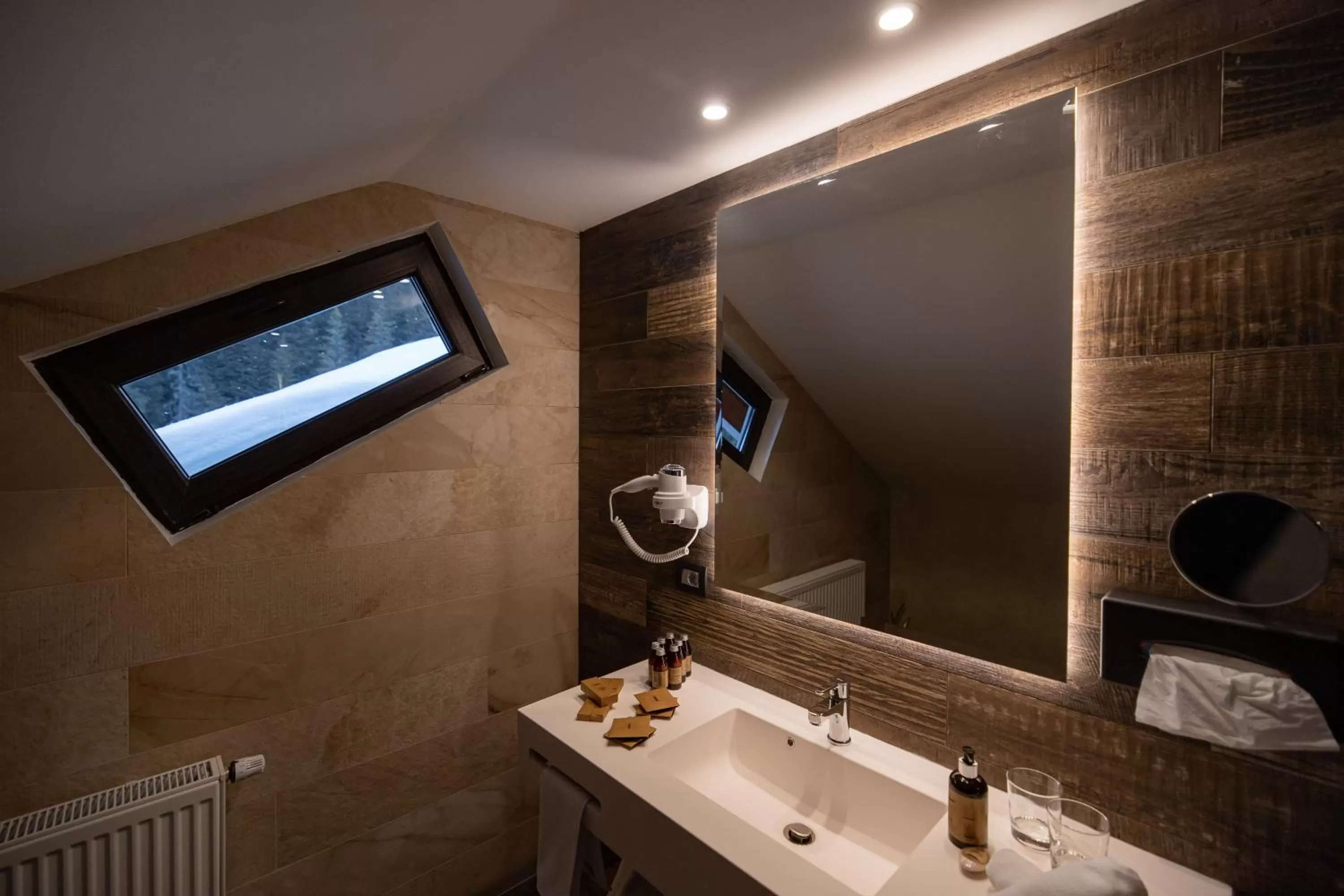 Bathroom in Hotel Belmont