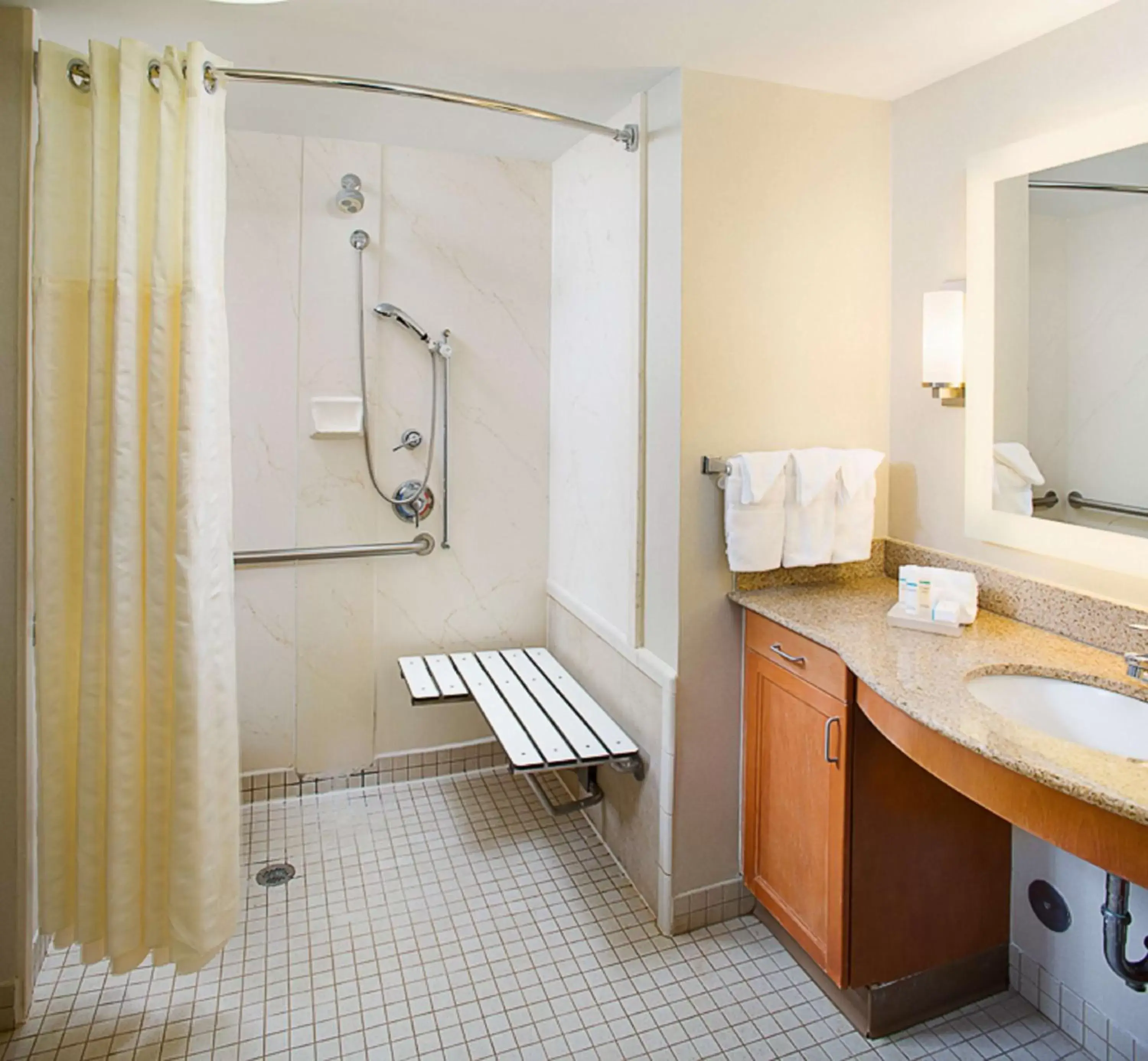 Bathroom in Homewood Suites by Hilton Cleveland-Solon