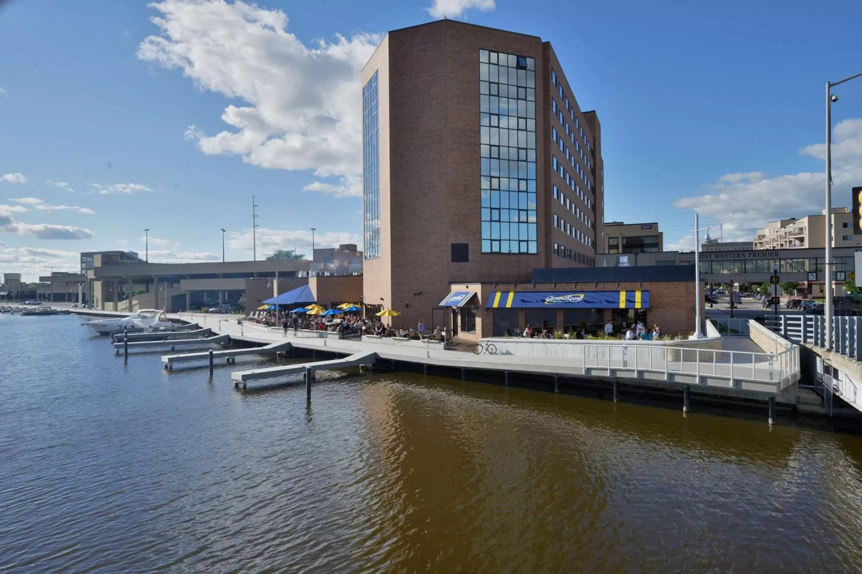 Property building in Best Western Premier Waterfront Hotel & Convention Center