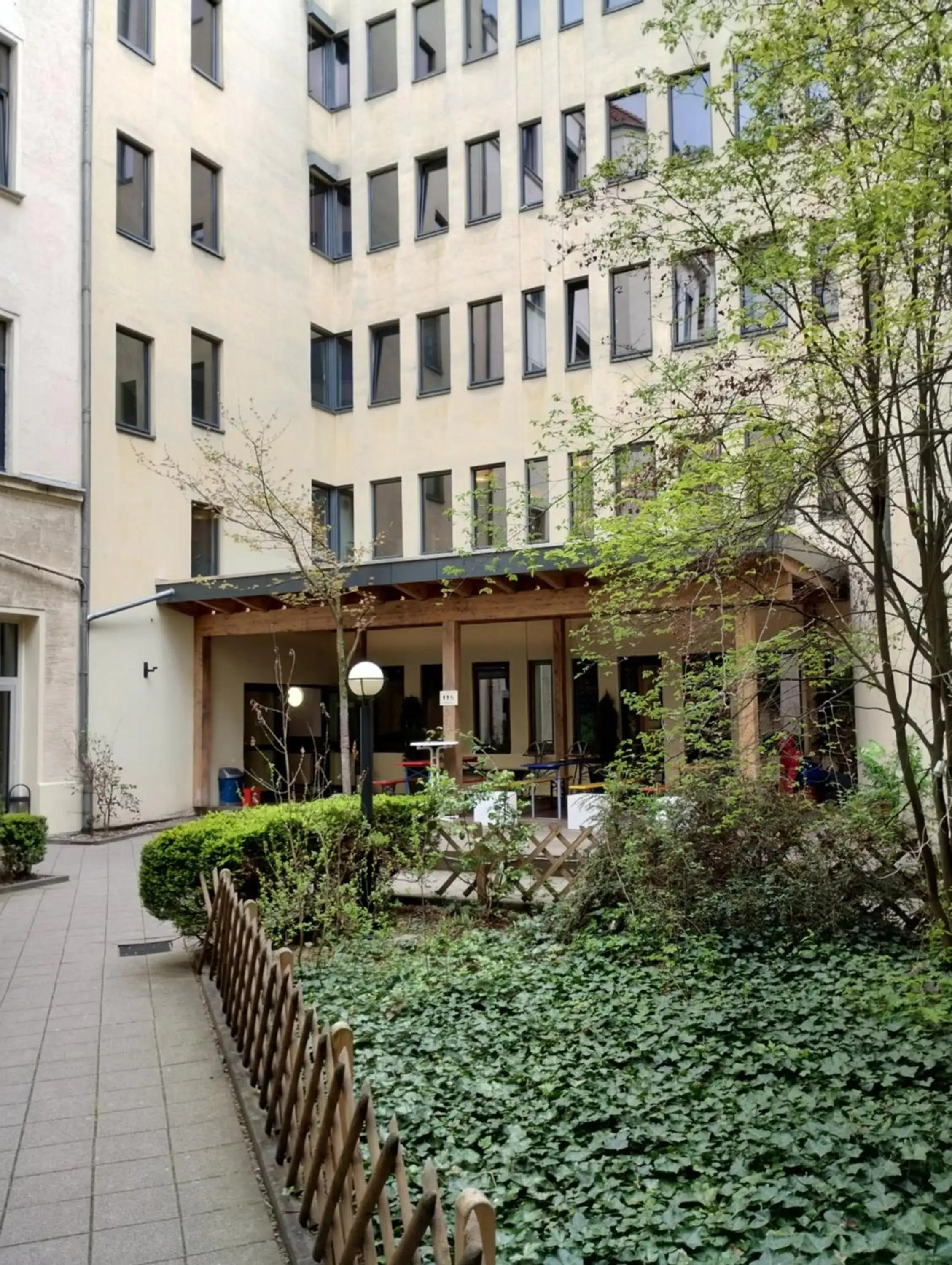 Balcony/Terrace, Property Building in acama Hotel & Hostel Kreuzberg