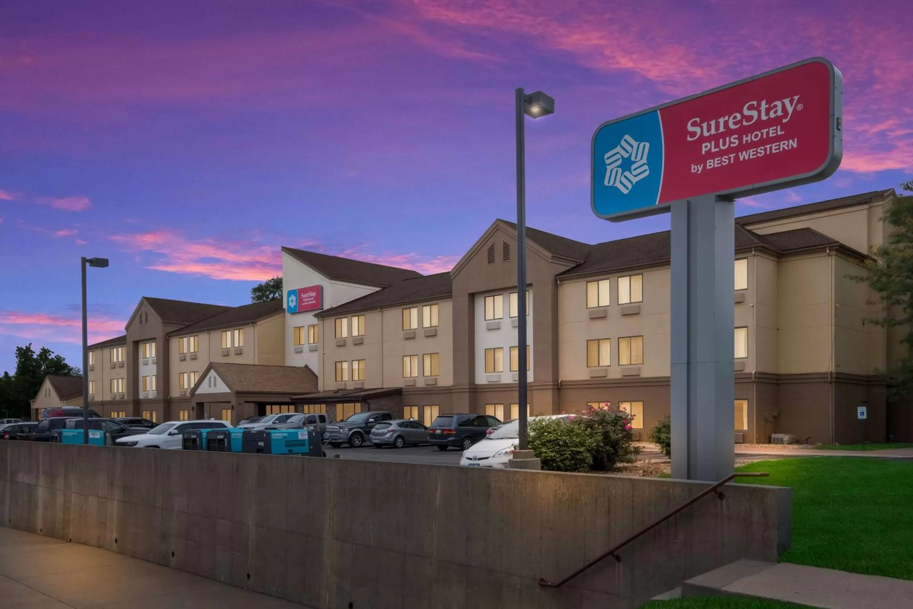 Property building in SureStay Plus Hotel by Best Western Coralville Iowa City
