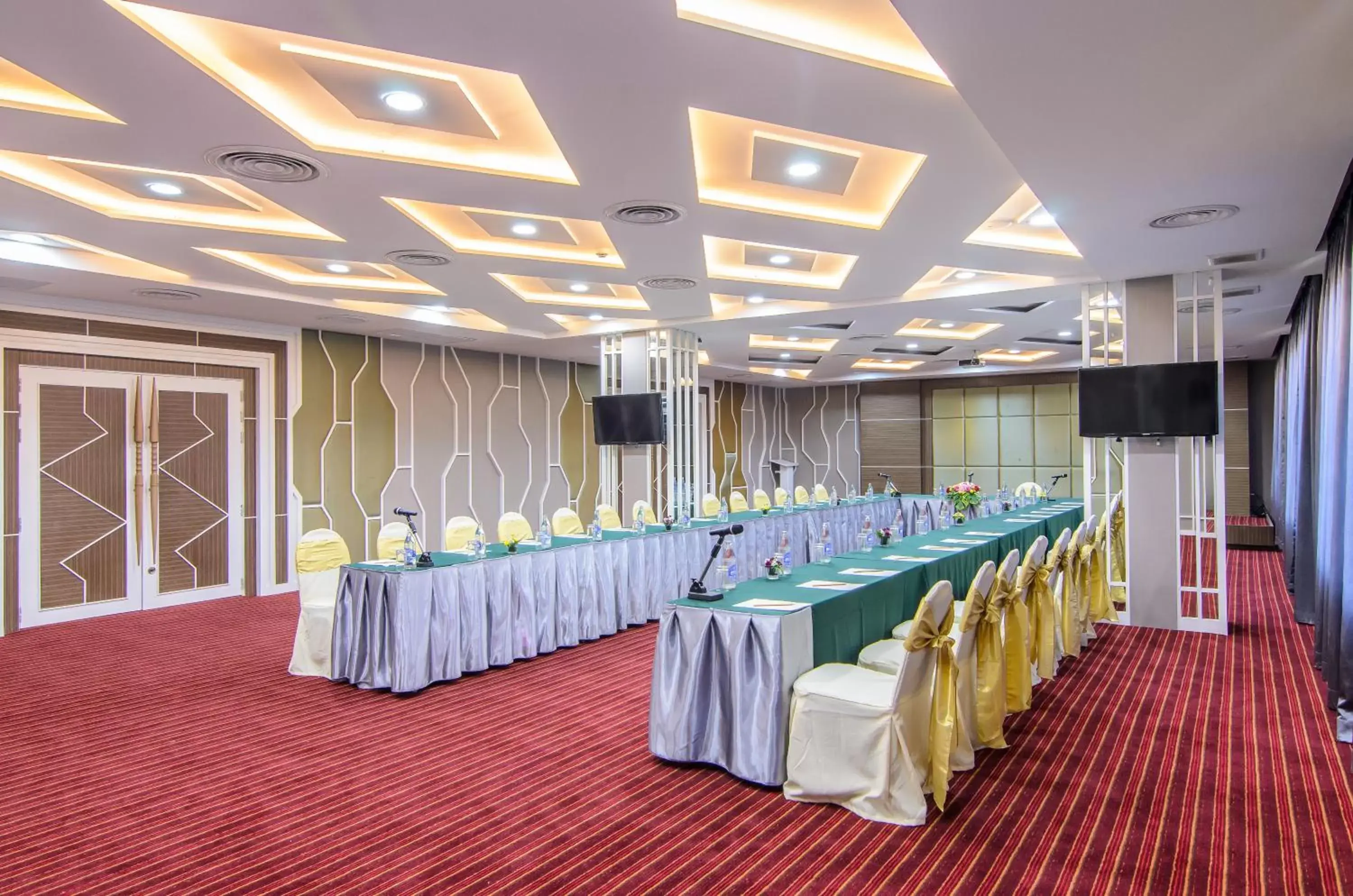 Banquet/Function facilities in The Paradiso JK Design Hotel