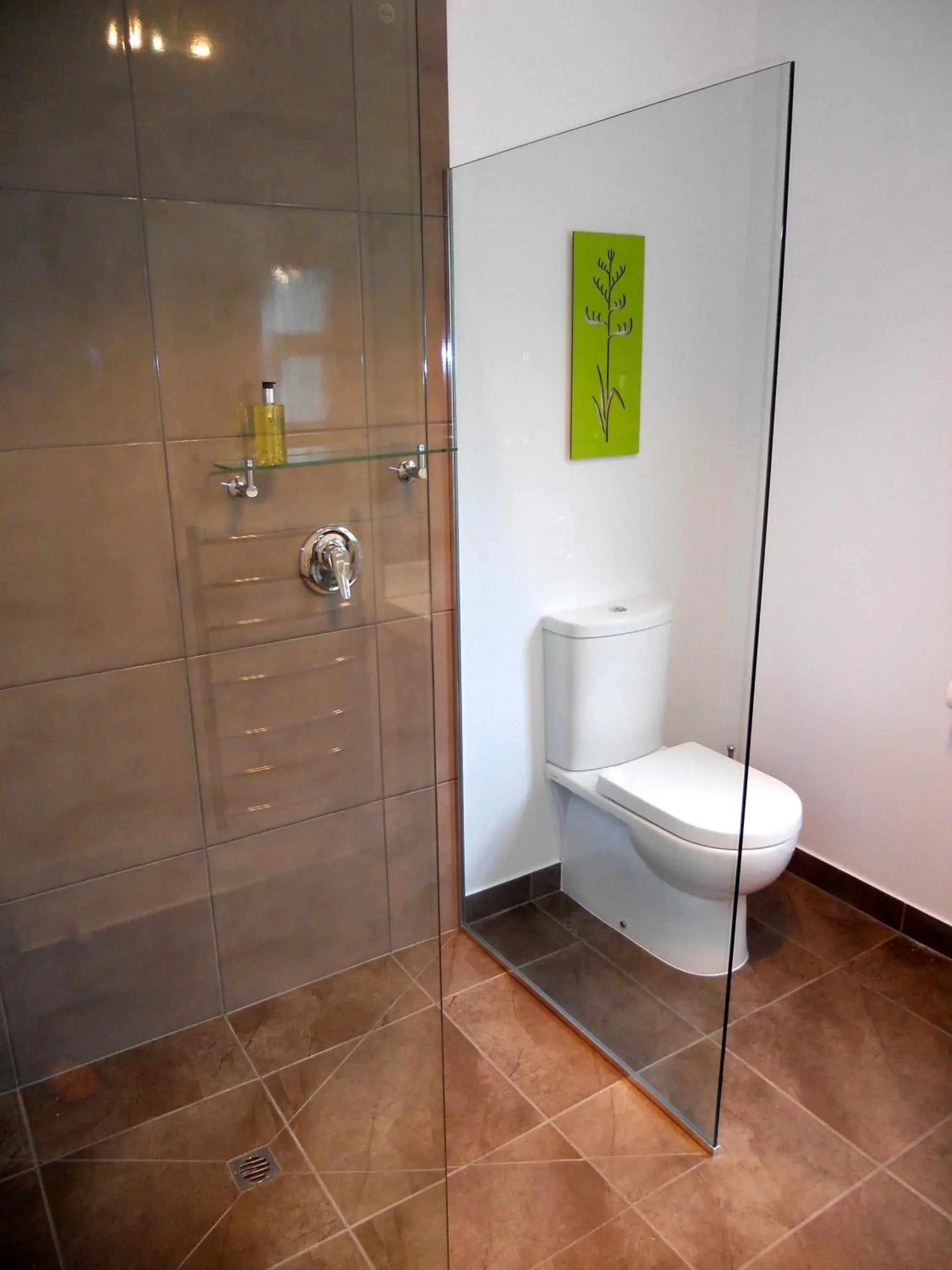 Bathroom in Lupton Lodge