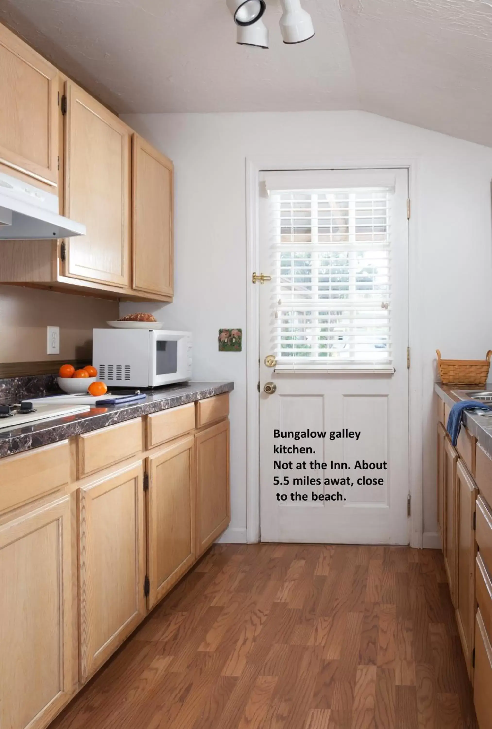 Kitchen or kitchenette, Kitchen/Kitchenette in St. Francis Inn - Saint Augustine