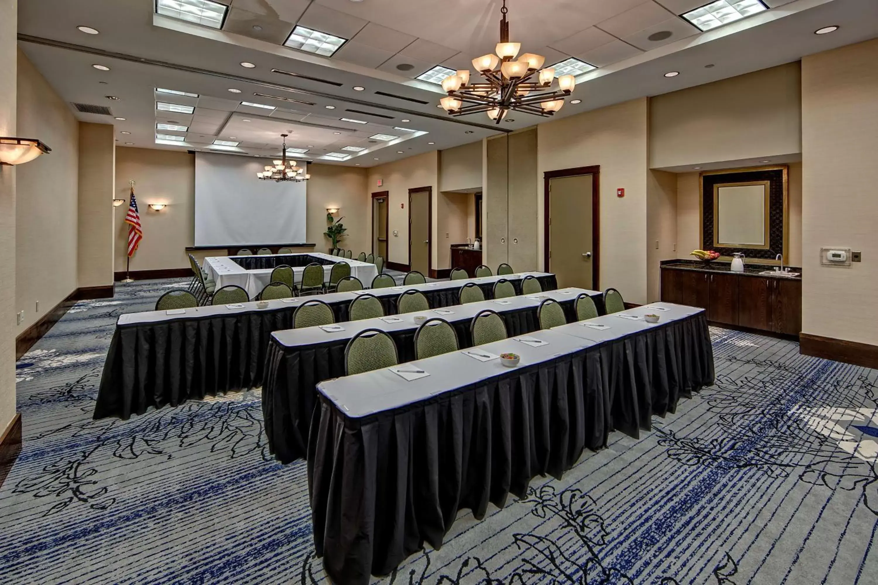 Meeting/conference room in Hampton Inn & Suites Nashville-Downtown