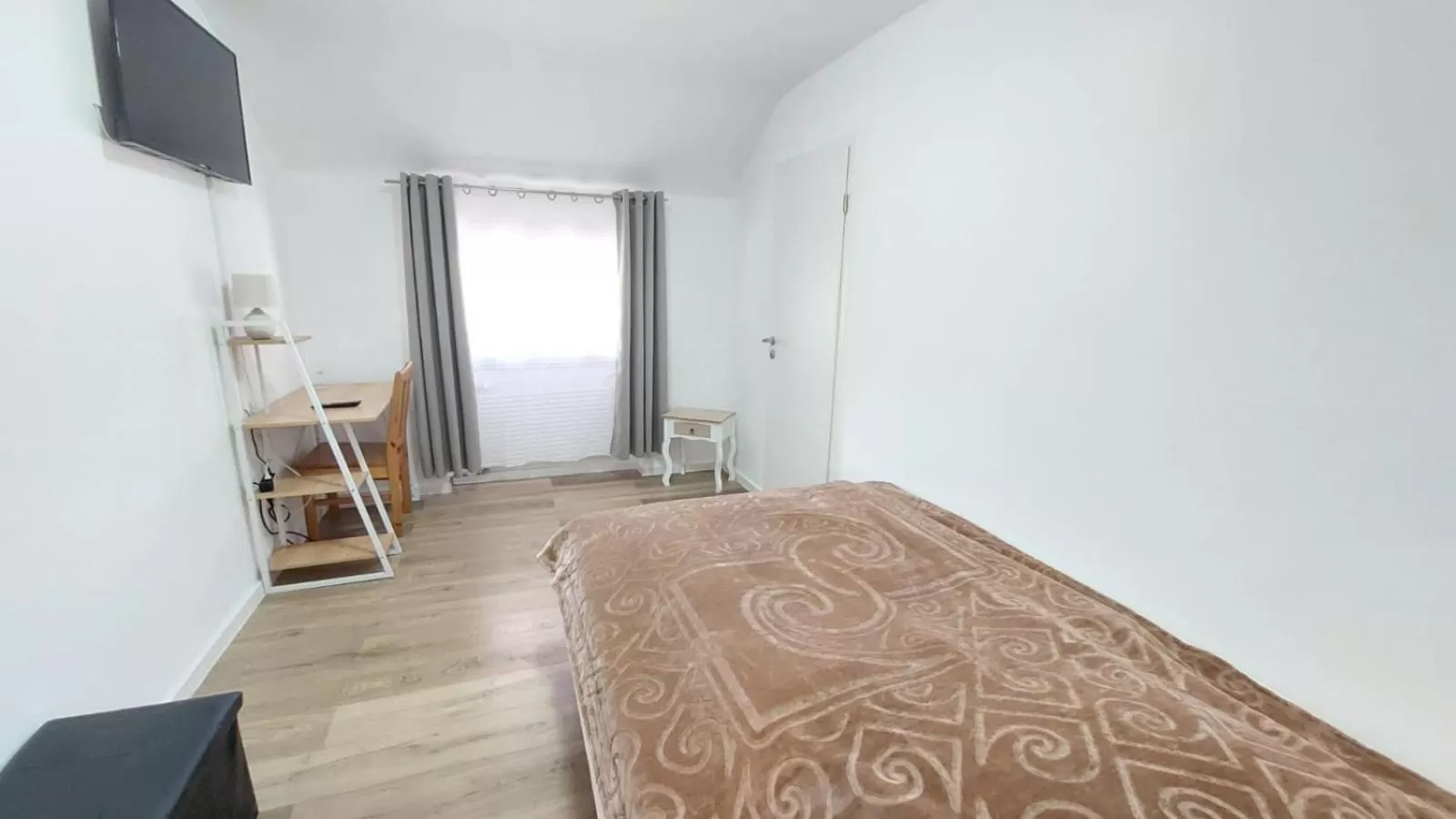 Single Room with Shower in Hotel Residenz am See Radevormwald Heidersteg