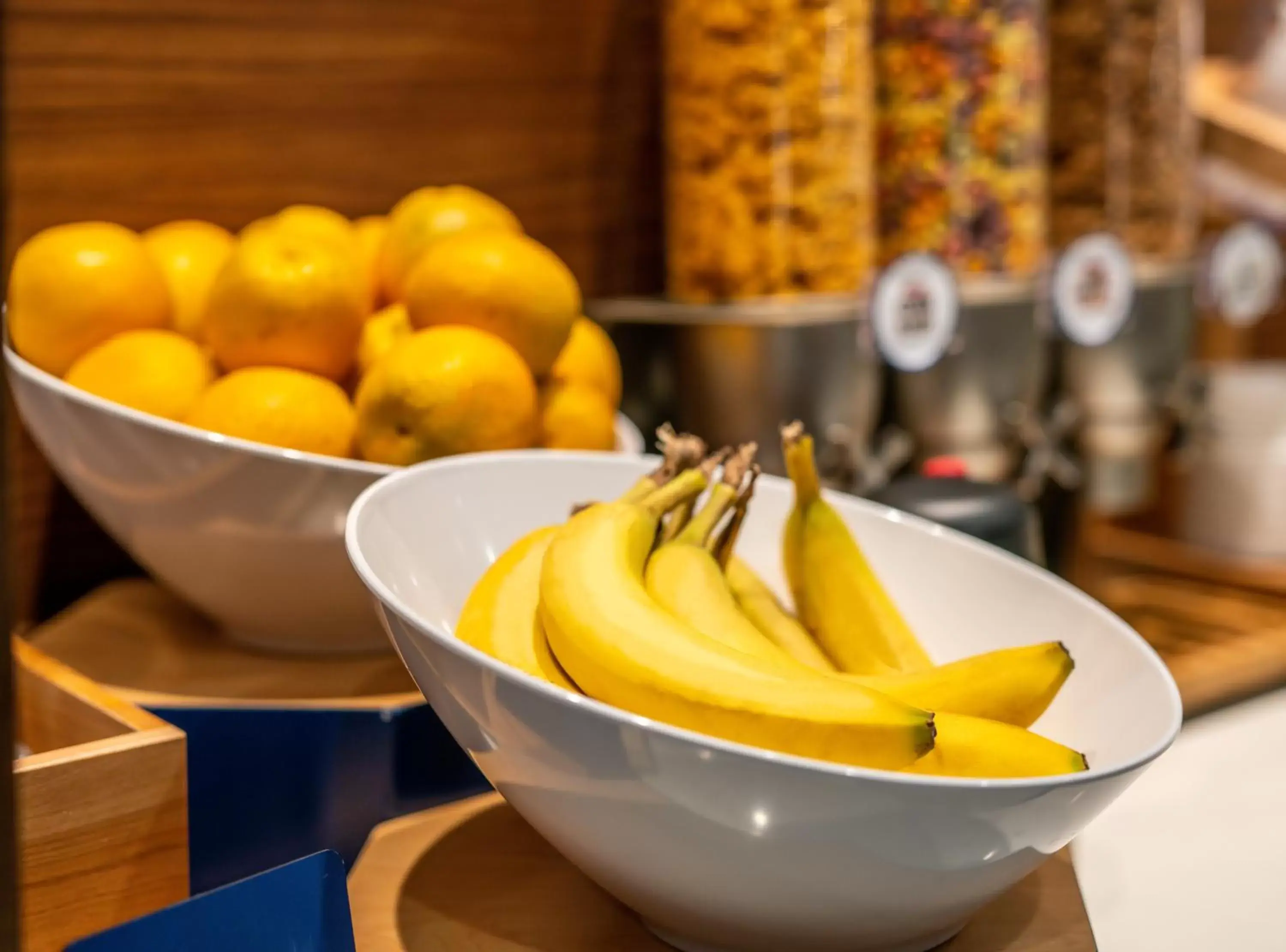 Breakfast, Food in Holiday Inn Express & Suites - Brandon, an IHG Hotel