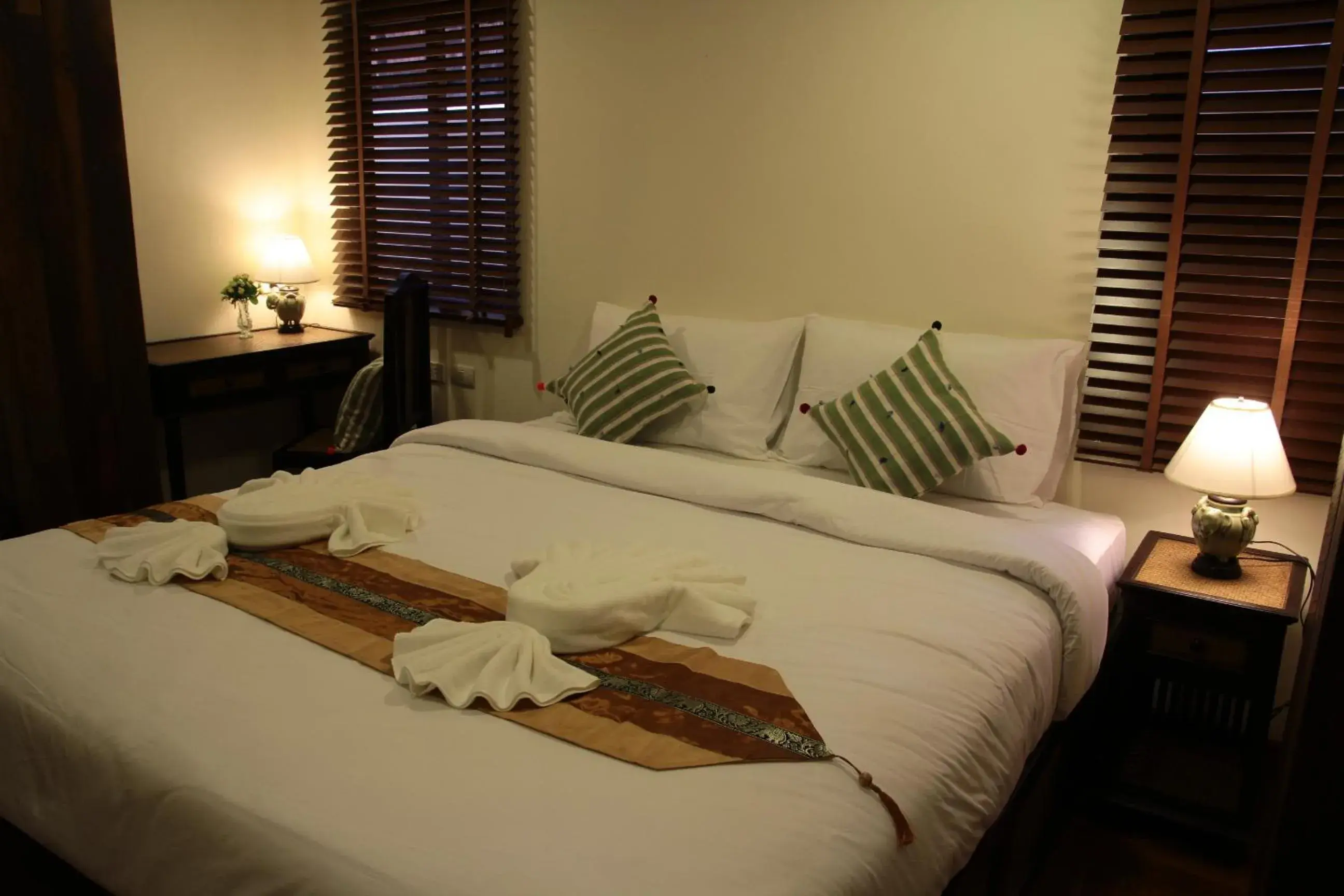 Standard Double Room in Rustic River Boutique