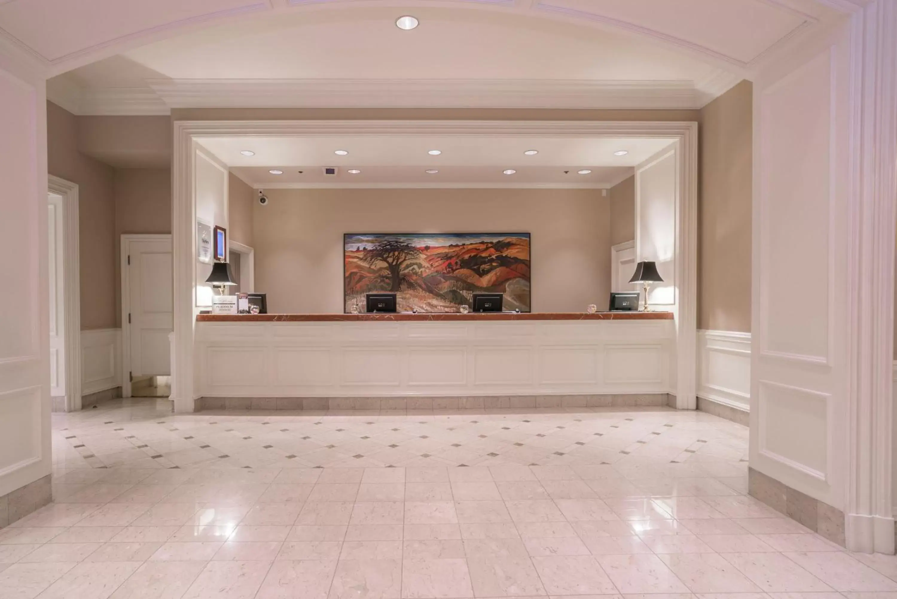 Lobby or reception in The Sutton Place Hotel Vancouver