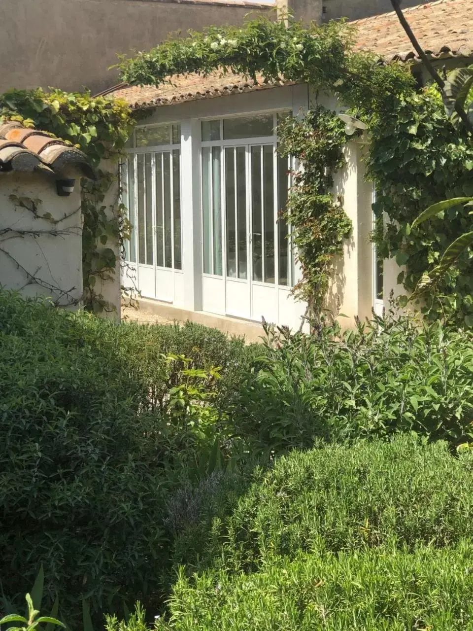 Facade/entrance, Property Building in Maison Les Chênes