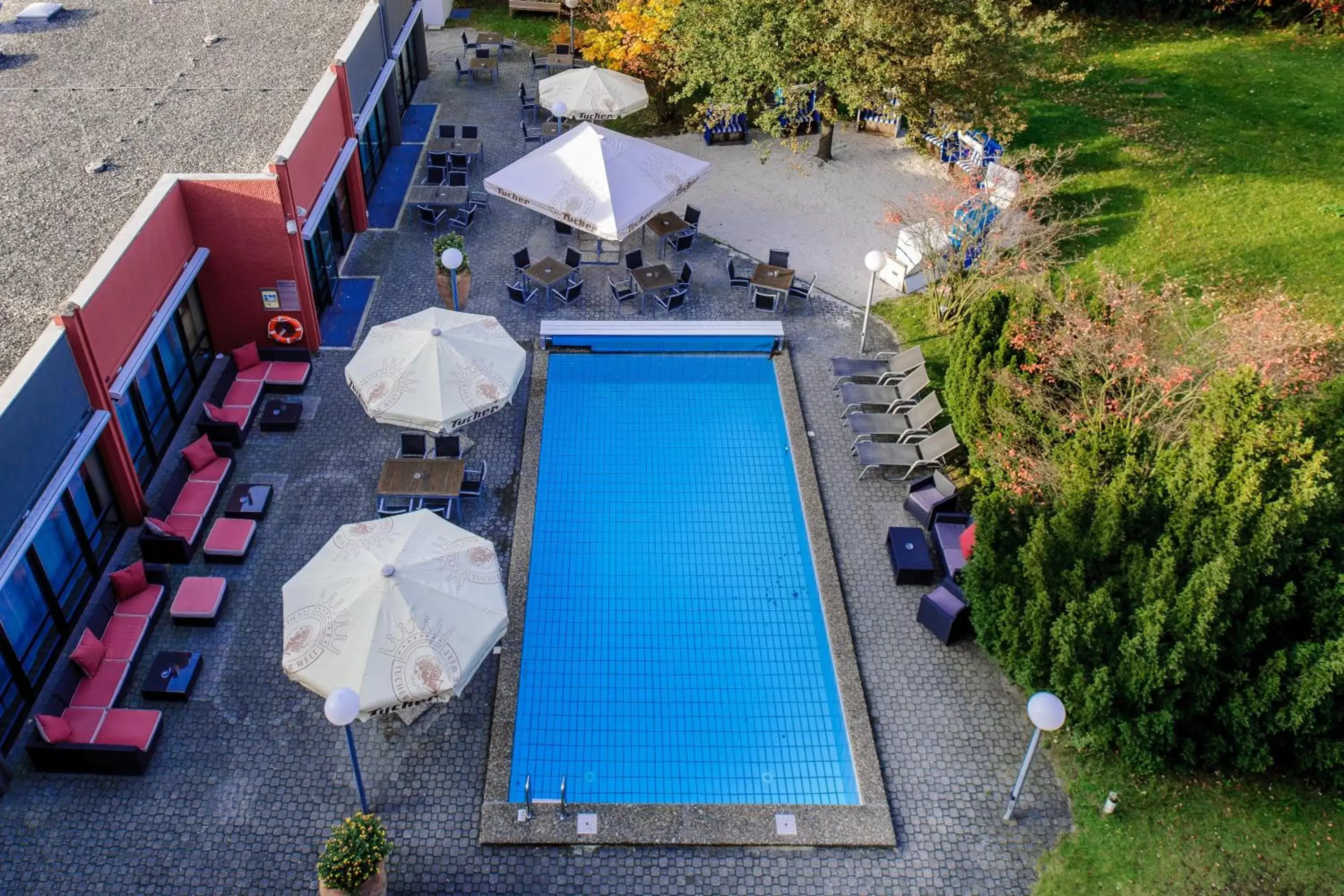 Swimming pool, Pool View in Fürther Hotel Mercure Nürnberg West