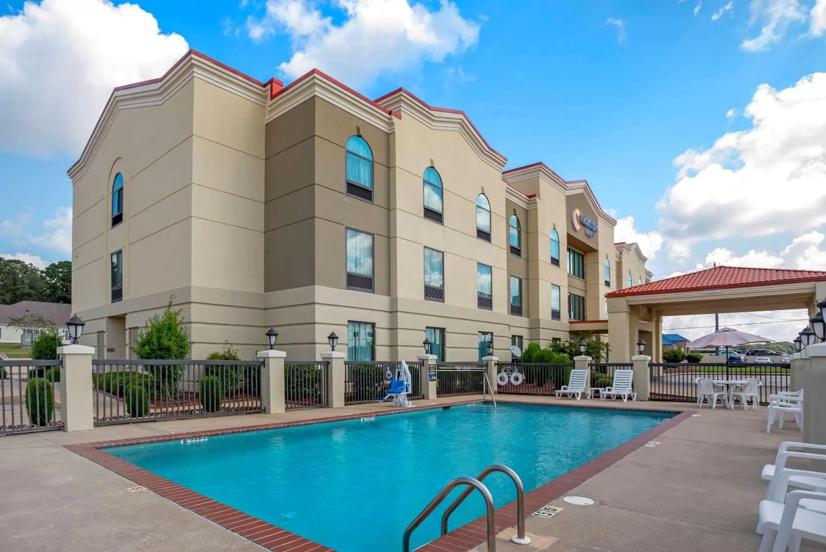 Activities, Property Building in Comfort Inn Greenville I-65