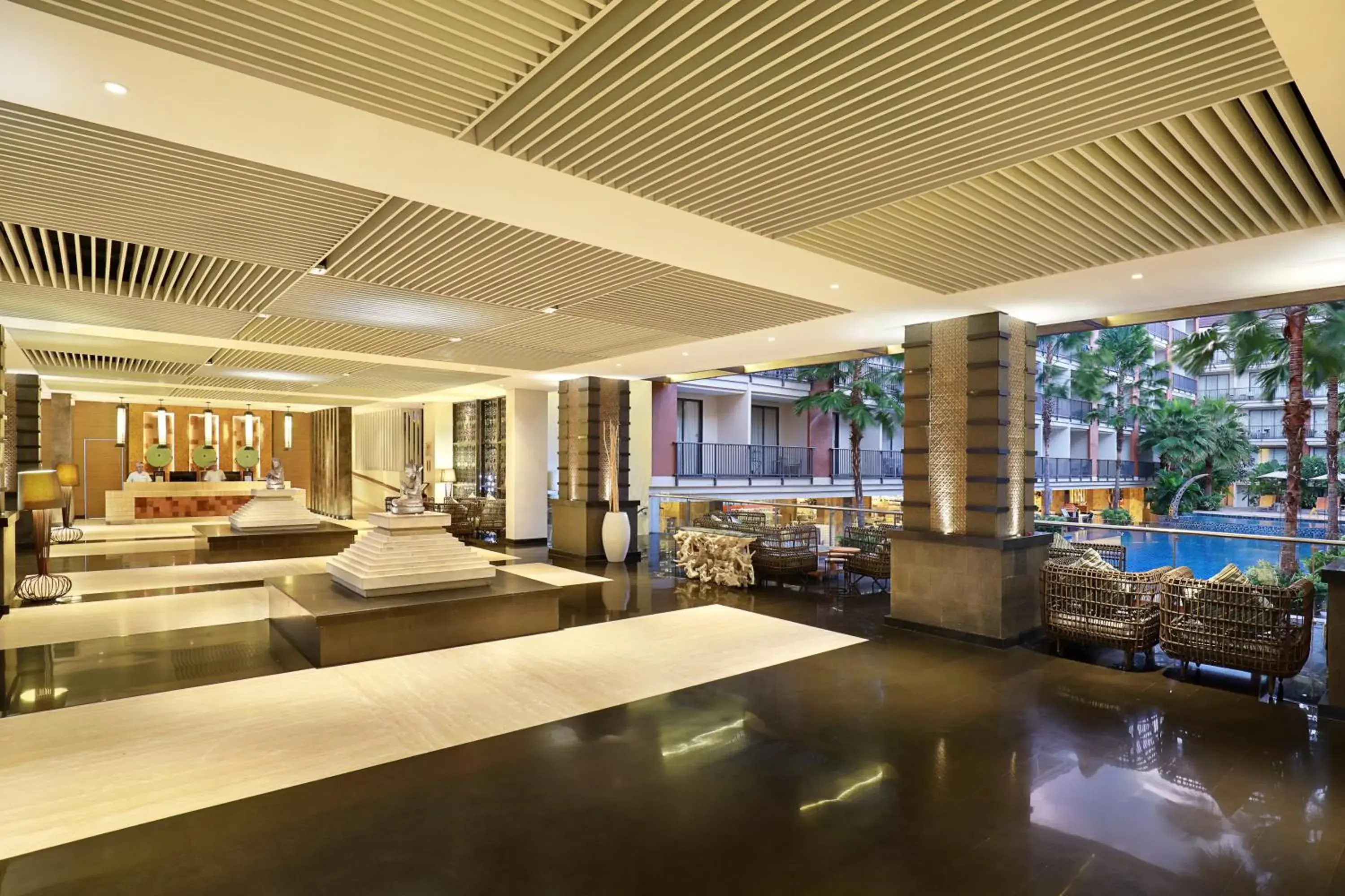 Lobby or reception, Bed in Swiss-Belhotel Tuban Bali Lobby or reception, Bed in Swiss-Belhotel Tuban Bali