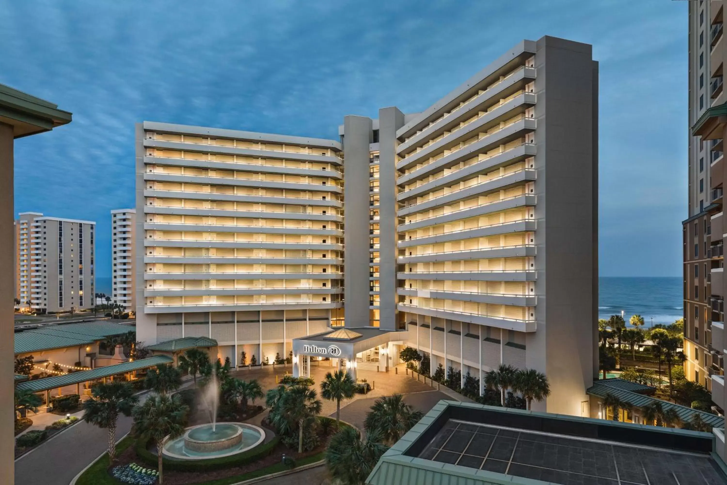 Property building in Hilton Myrtle Beach Resort