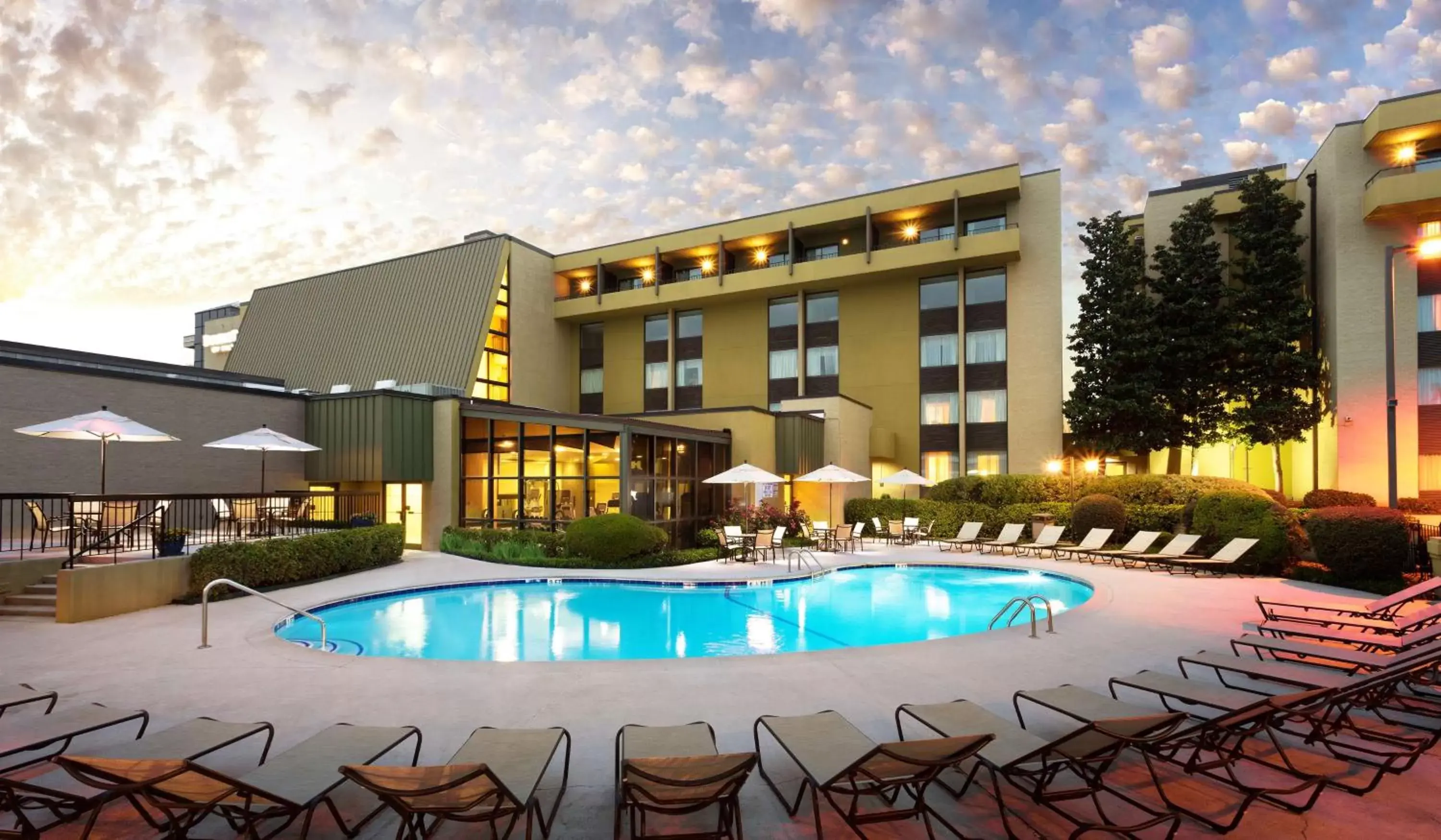 Property building, Swimming Pool in DoubleTree by Hilton Hotel Columbia