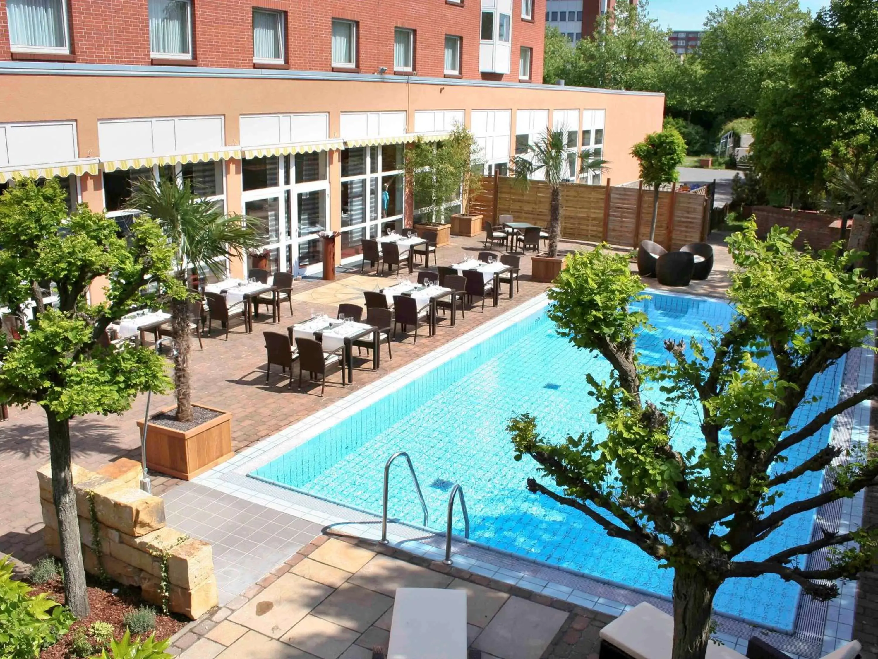 Property building, Pool View in ibis Hotel Hannover Medical Park