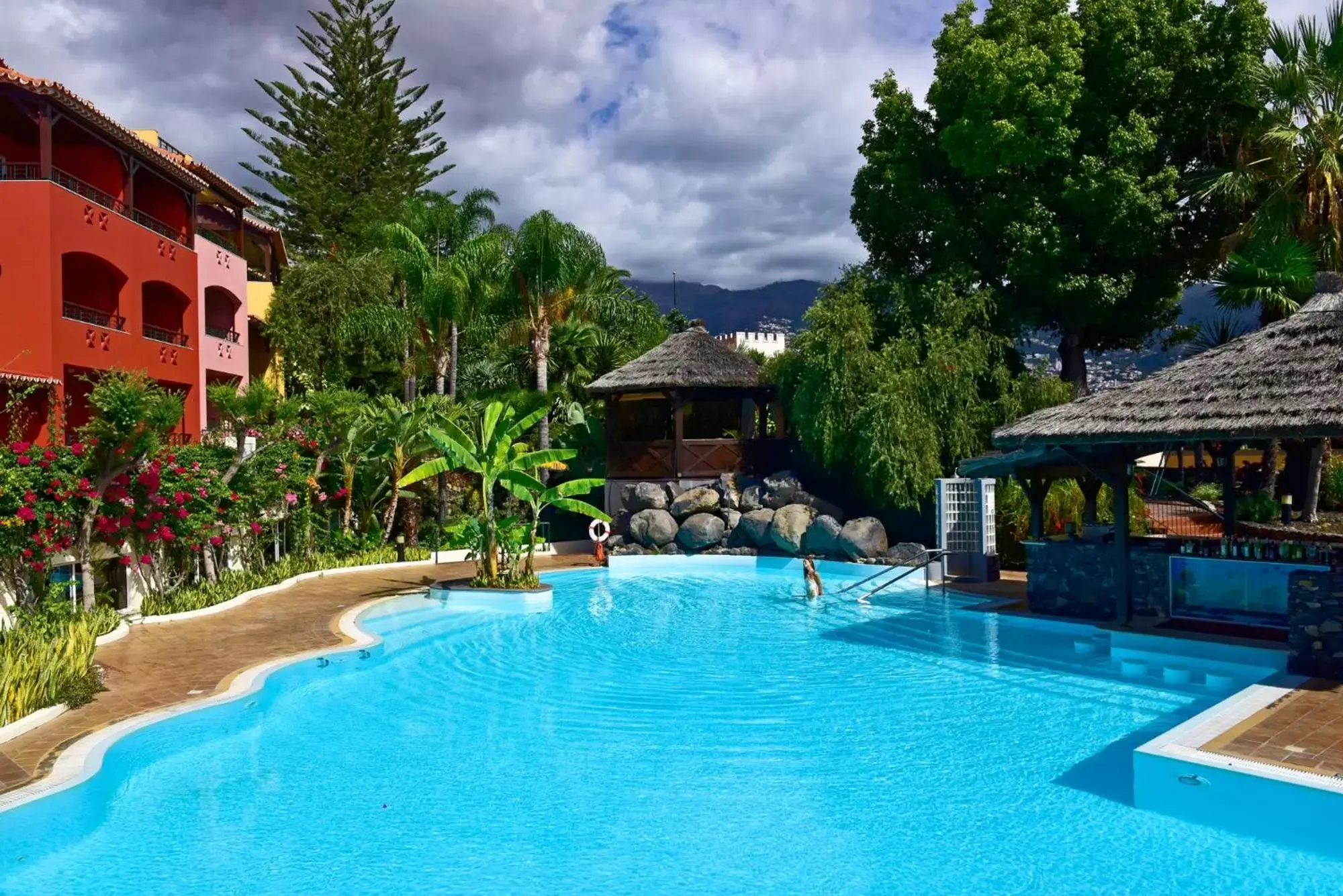 Garden, Swimming Pool in Pestana Village Garden Hotel