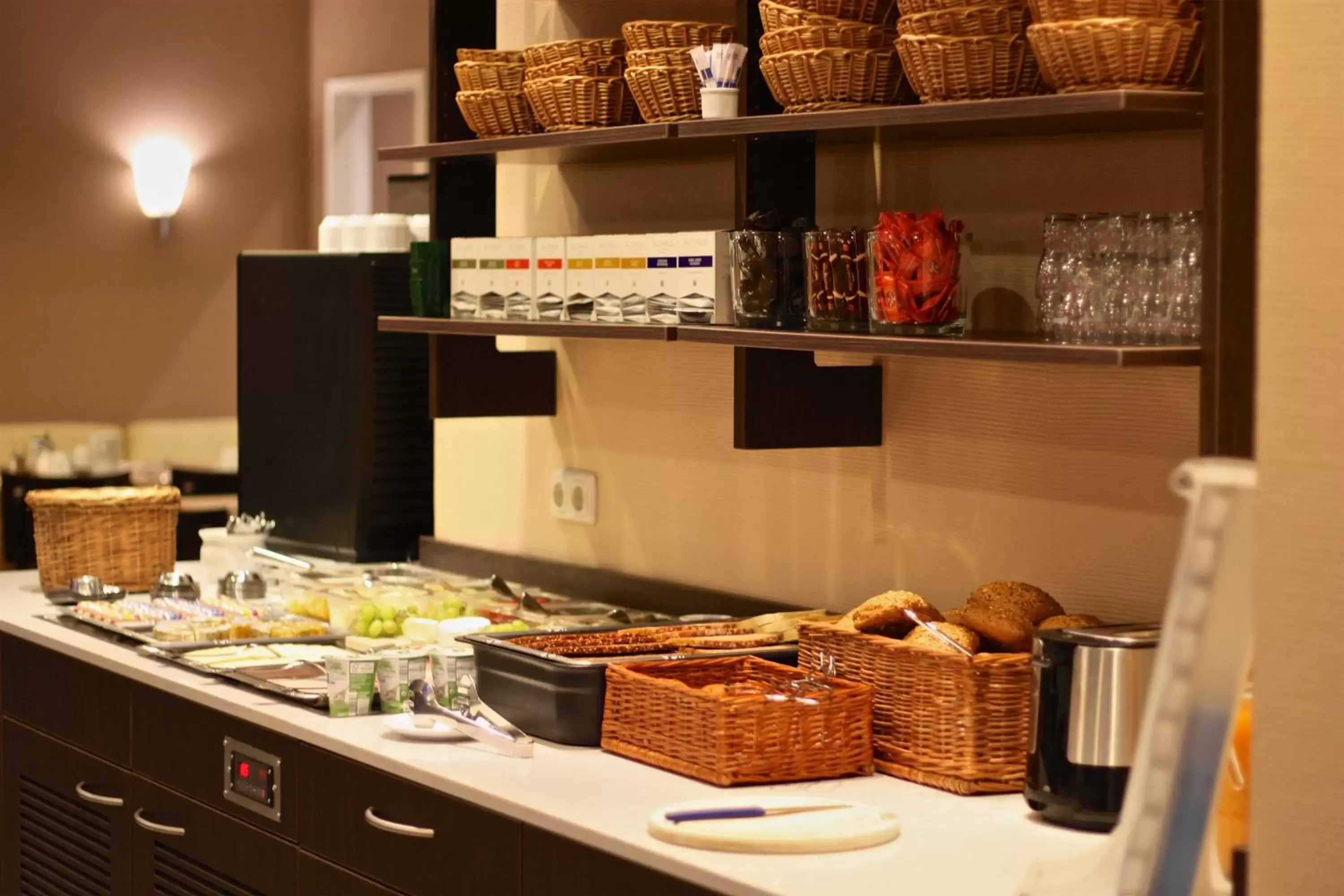 Food and drinks, Kitchen/Kitchenette in Hotel Aulmann