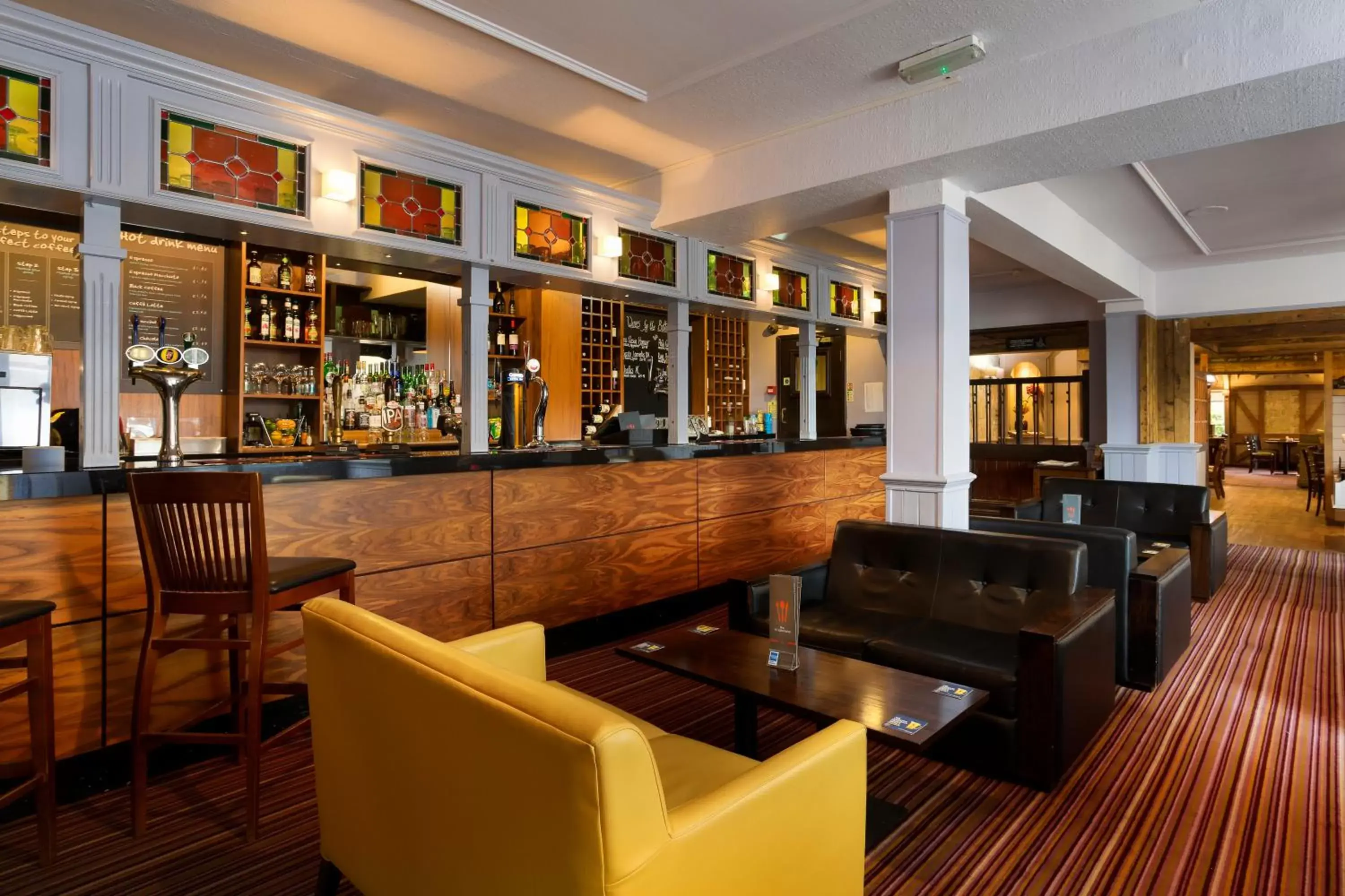 Lounge/Bar in The Victoria Hotel