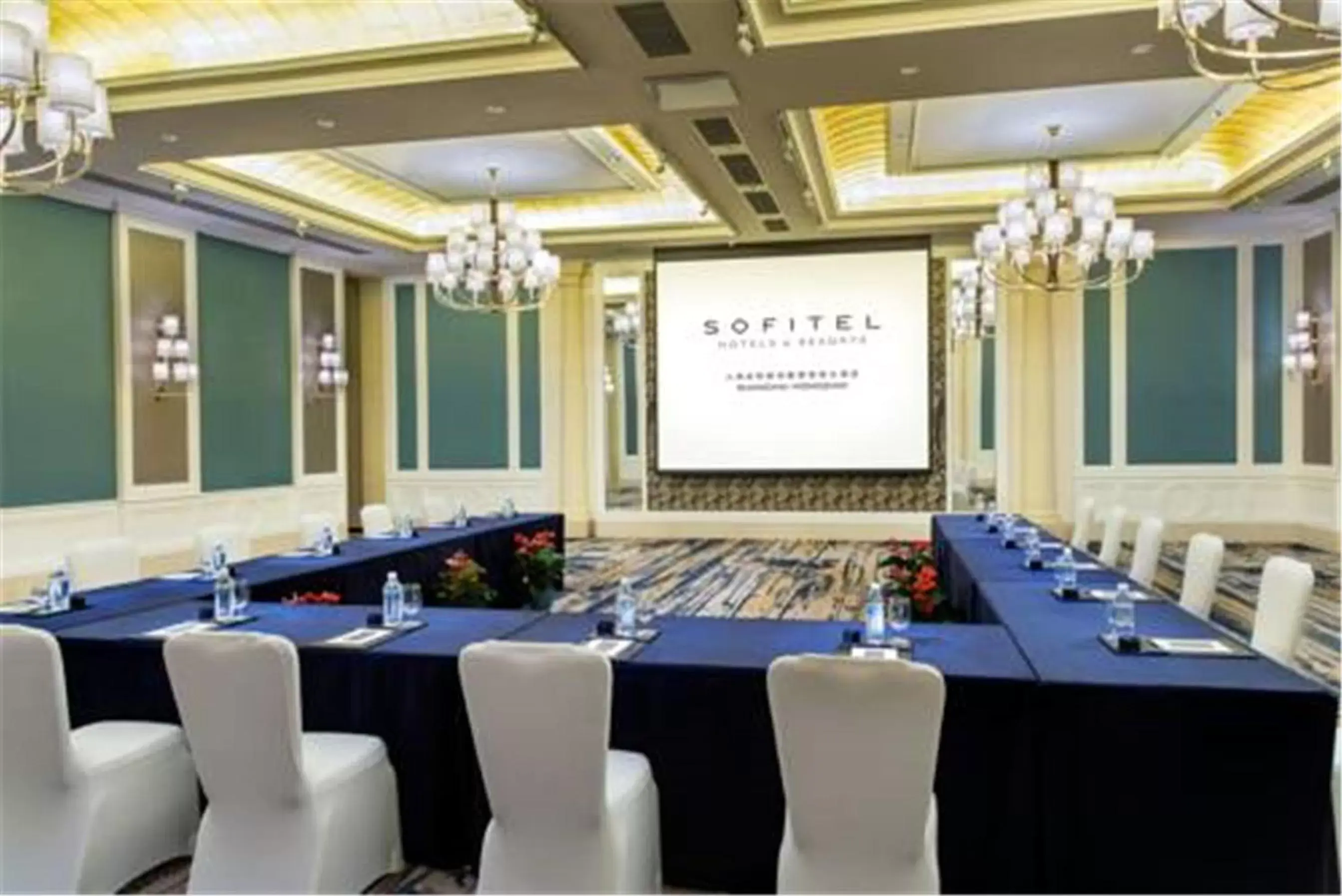 Meeting/conference room in Sofitel Shanghai Hongqiao