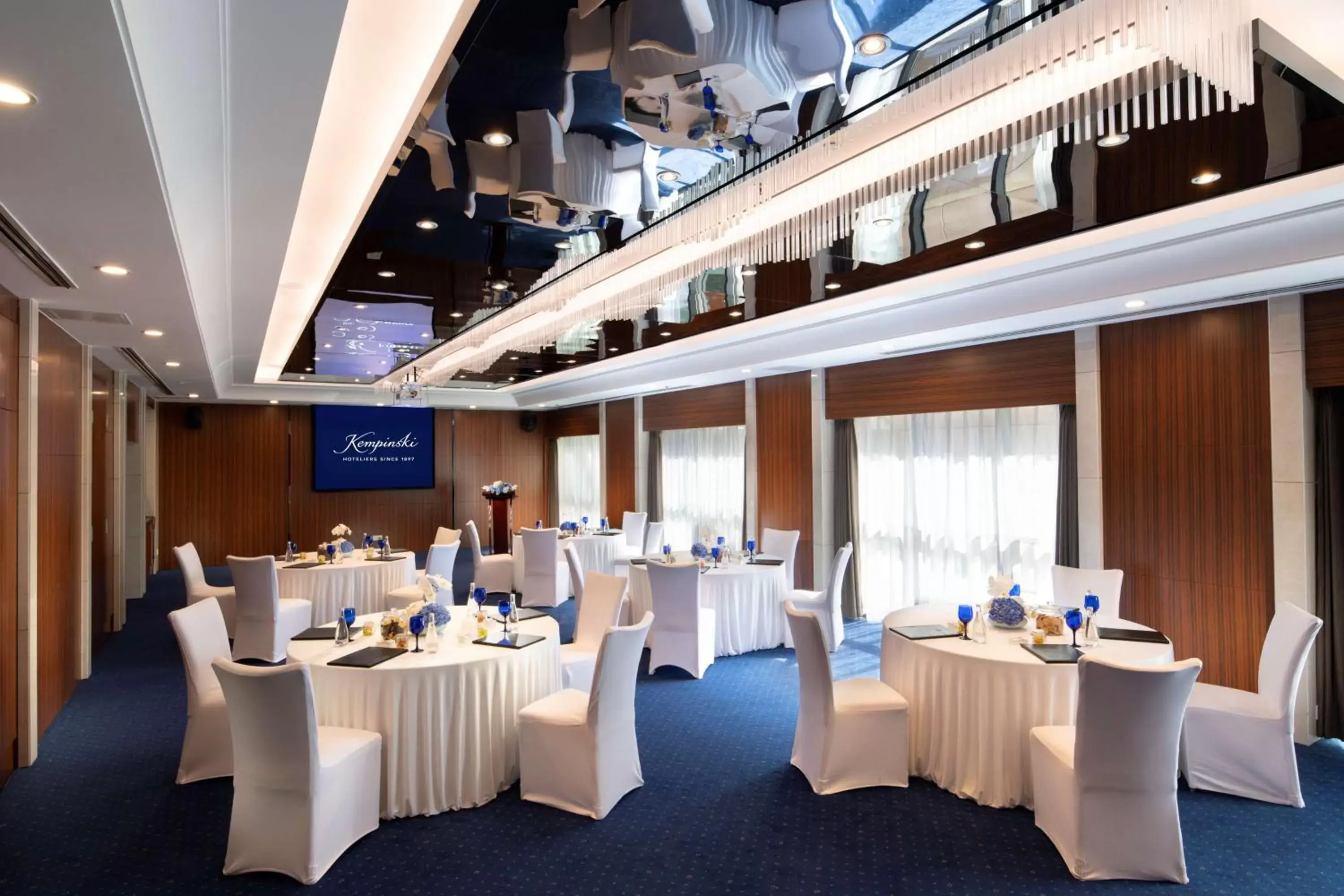 Meeting/conference room, Banquet Facilities in Kempinski Hotel Beijing Yansha Center