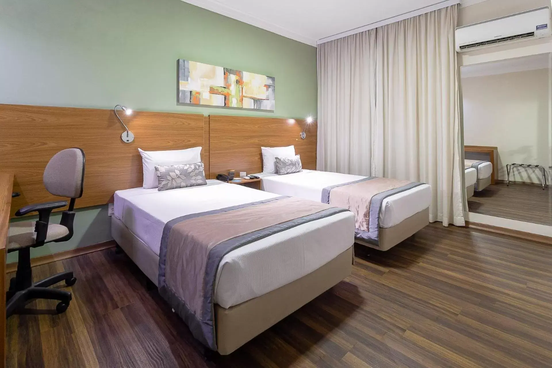 Photo of the whole room, Bed in Comfort Hotel Bauru