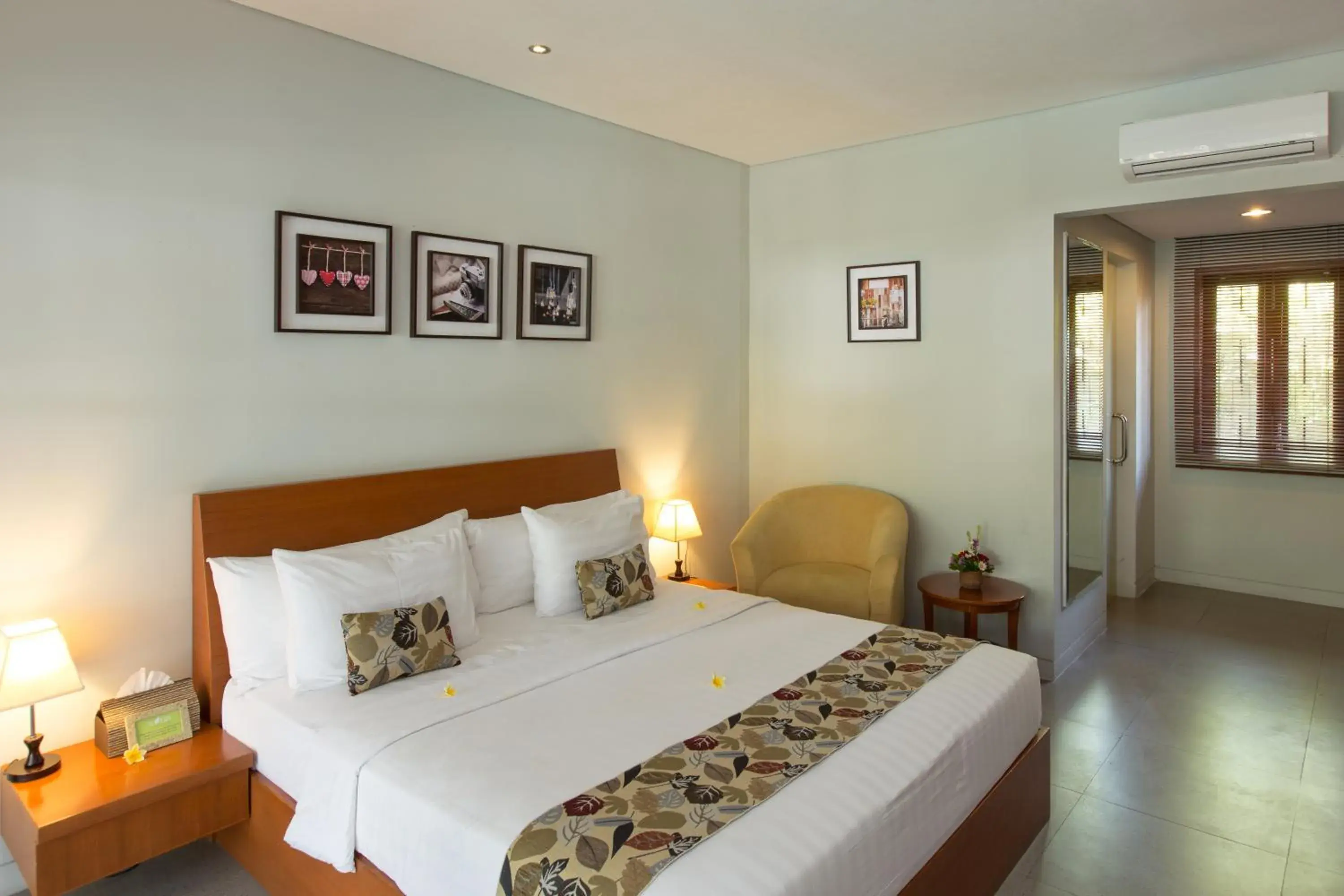 Bedroom, Bed in The Astari Villa and Residence