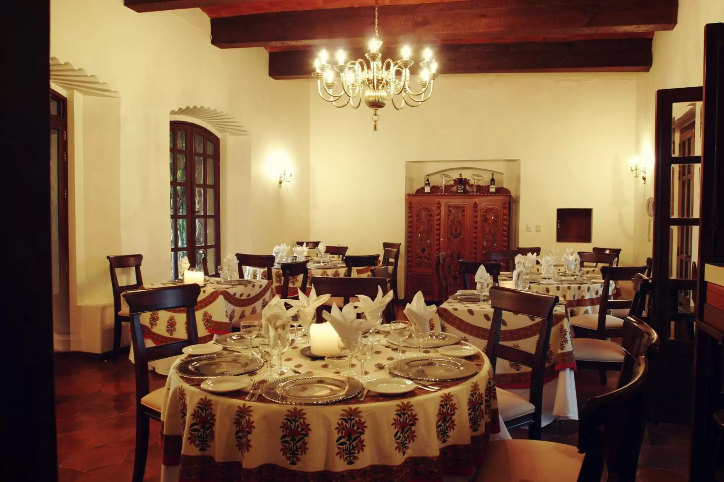 Banquet/Function facilities, Restaurant/Places to Eat in Hotel Hacienda Los Laureles