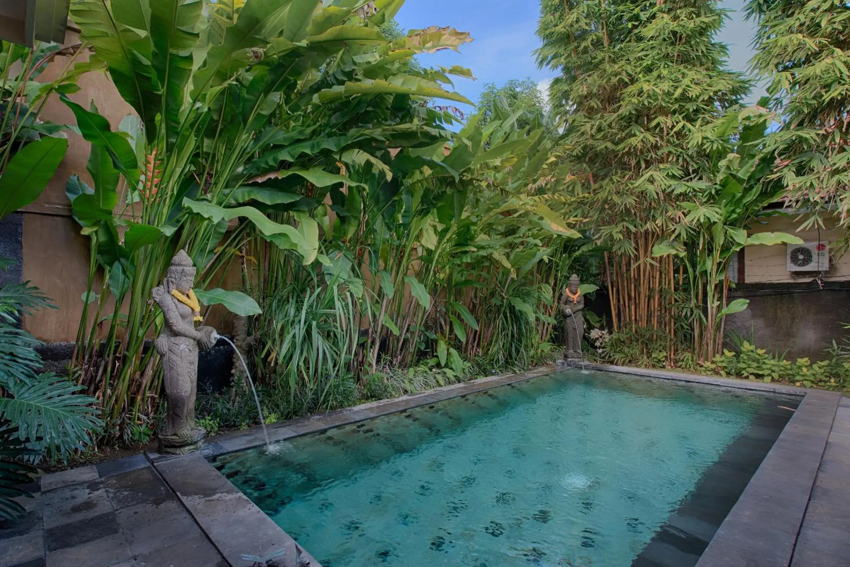 Swimming Pool in Kadiga Villas Ubud