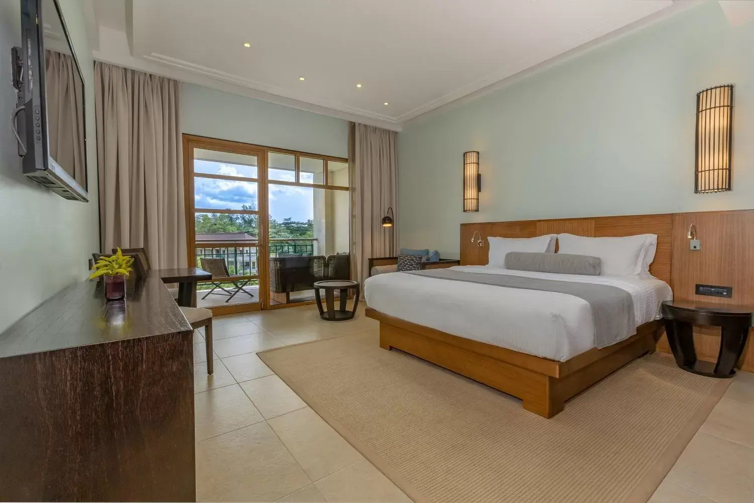 Deluxe Ocean side View - single occupancy in Savoy Seychelles Resort & Spa