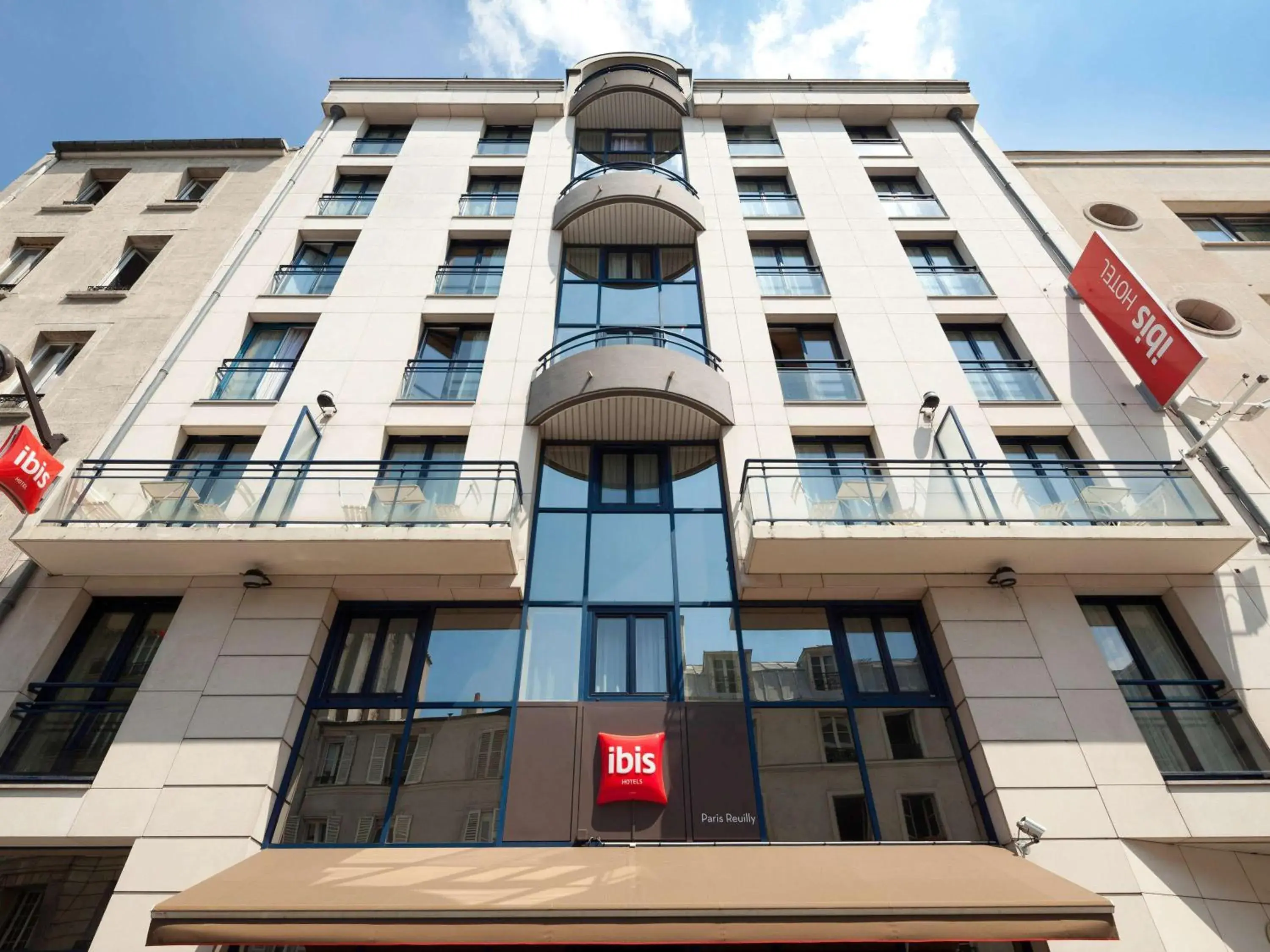 Property building in ibis Paris Gare de Lyon Reuilly Property building in ibis Paris Gare de Lyon Reuilly