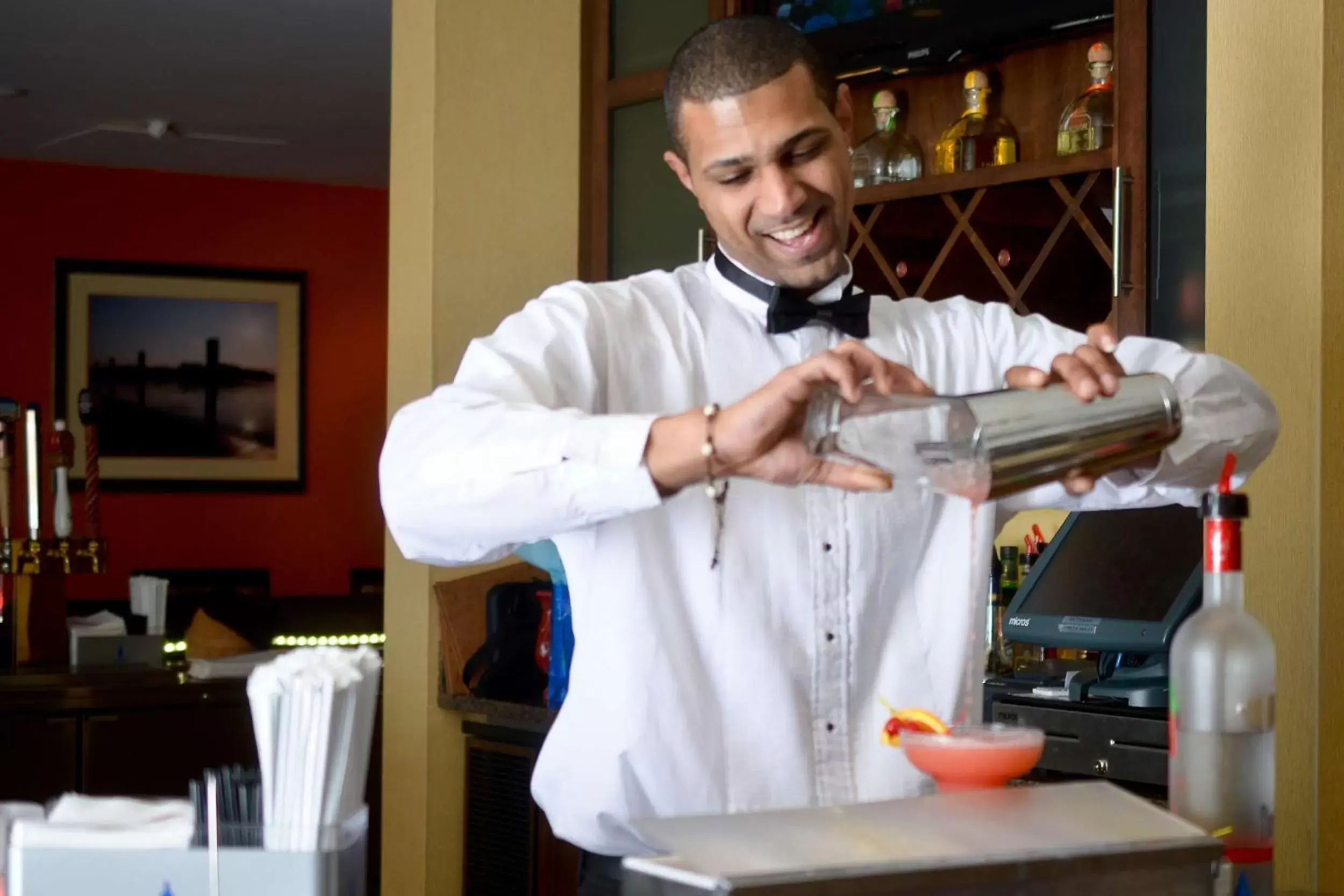 Lounge or bar, Staff in Hilton Garden Inn Watertown