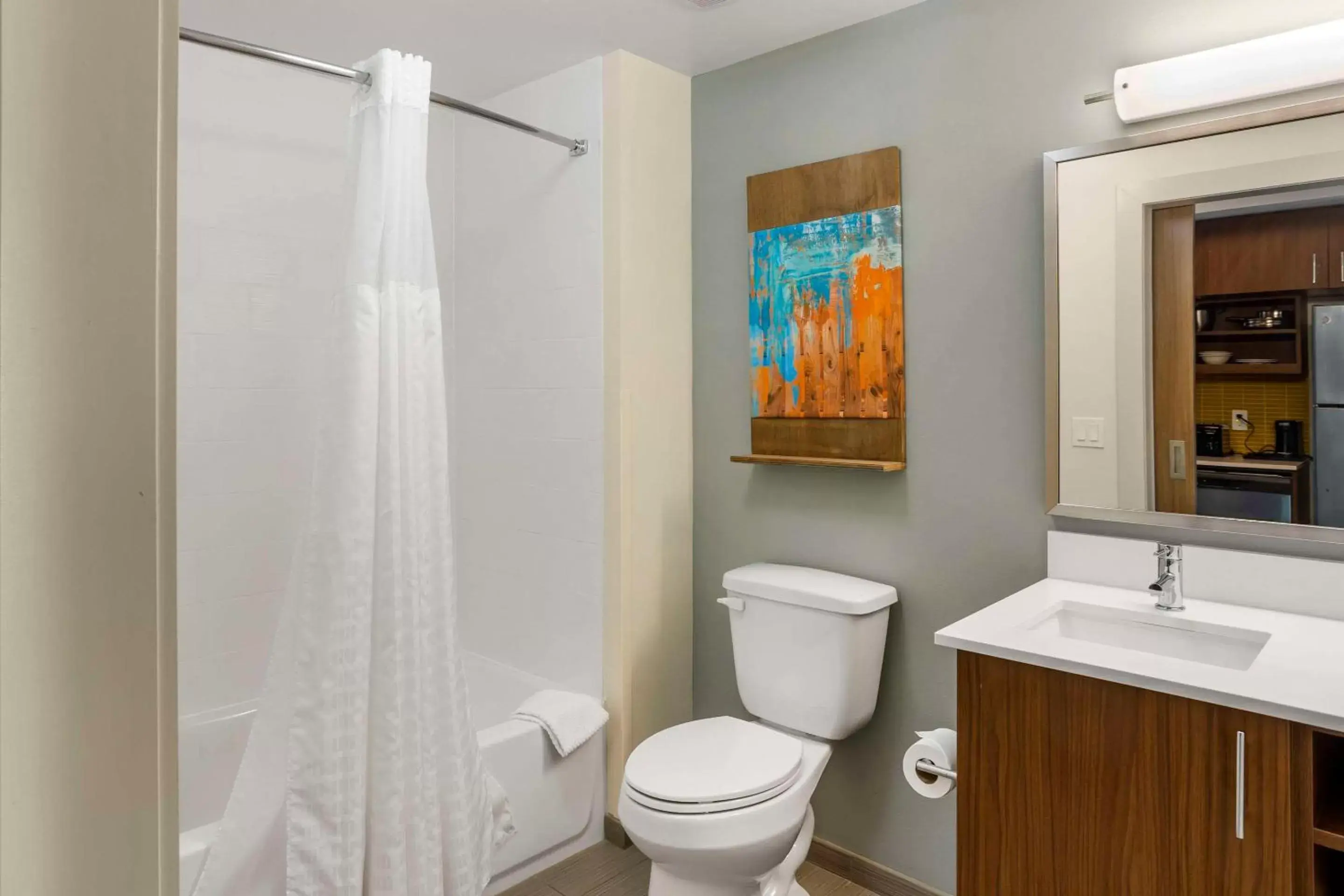 Bedroom, Bathroom in MainStay Suites North - Central York
