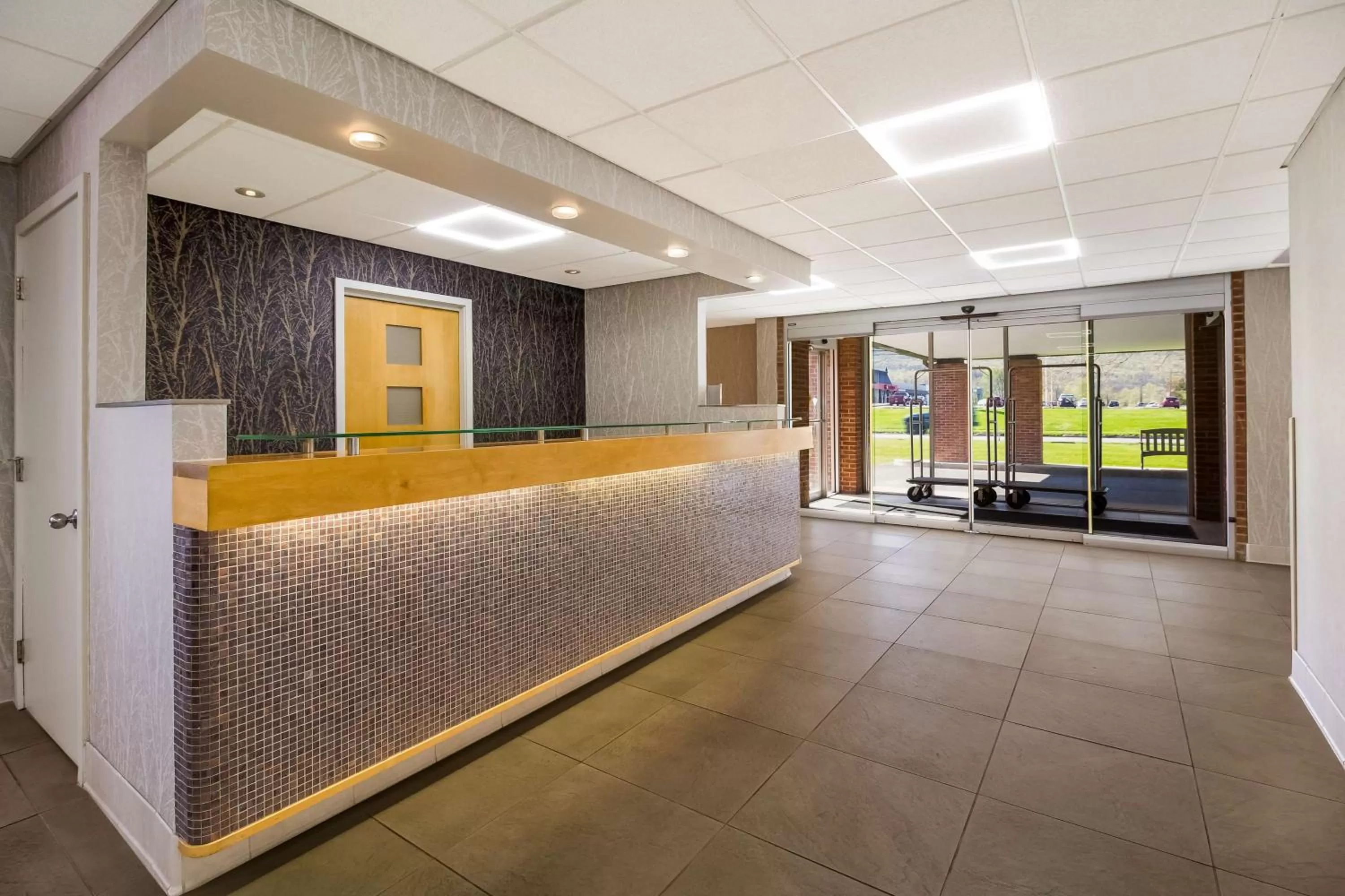 Lobby or reception in Best Western Lock Haven