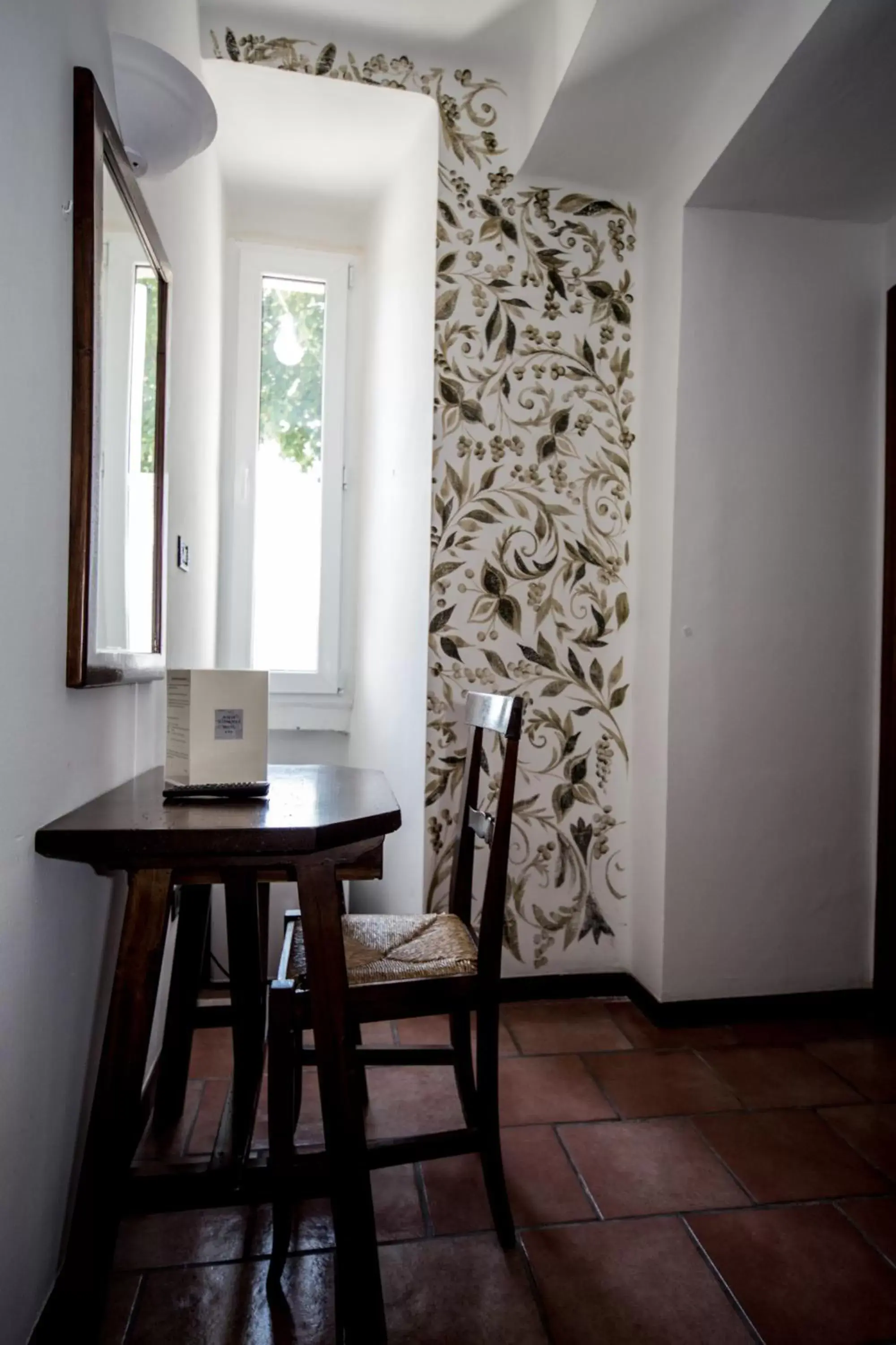 Decorative detail, Dining Area in Hotel Porta Marmorea