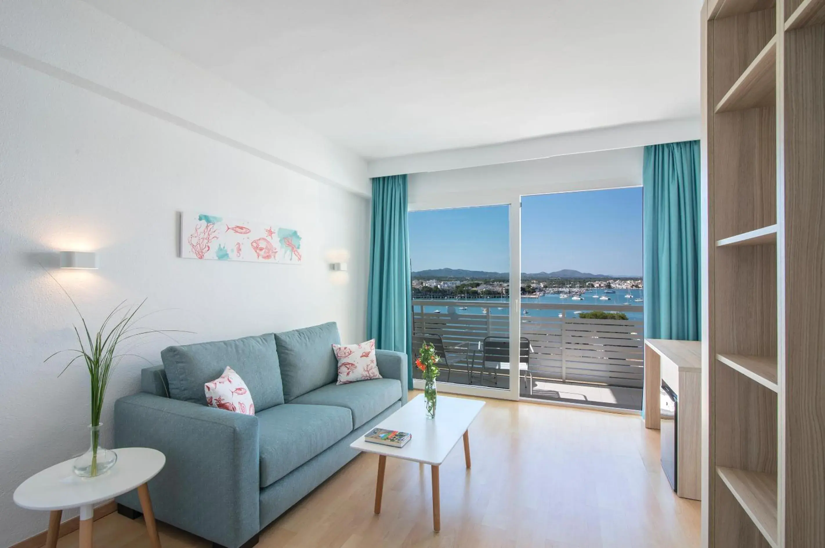 Living room, Seating Area in Hotel Vistamar by Pierre & Vacances