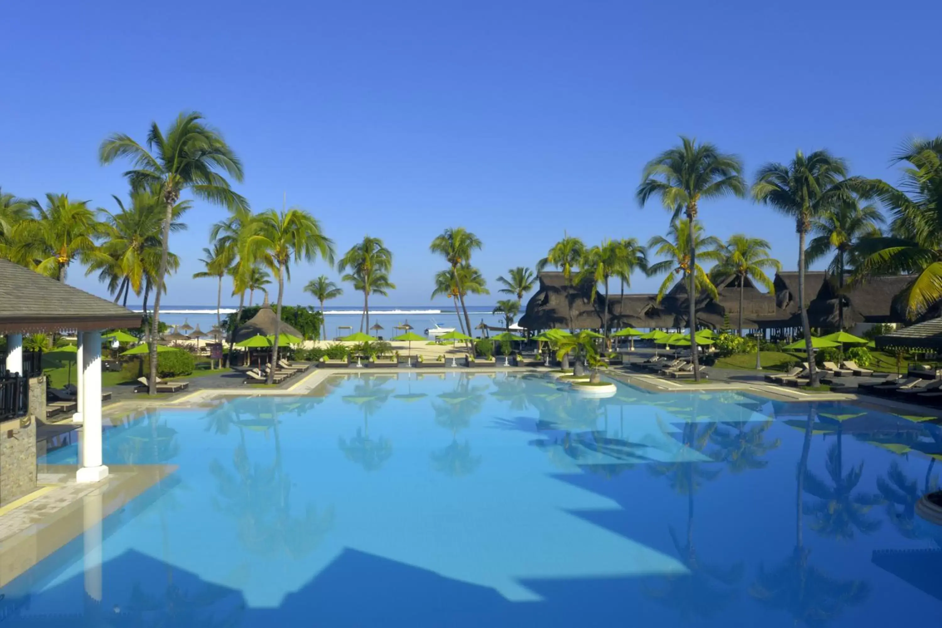 Sea view, Swimming Pool in Sofitel Mauritius L'Imperial Resort & Spa