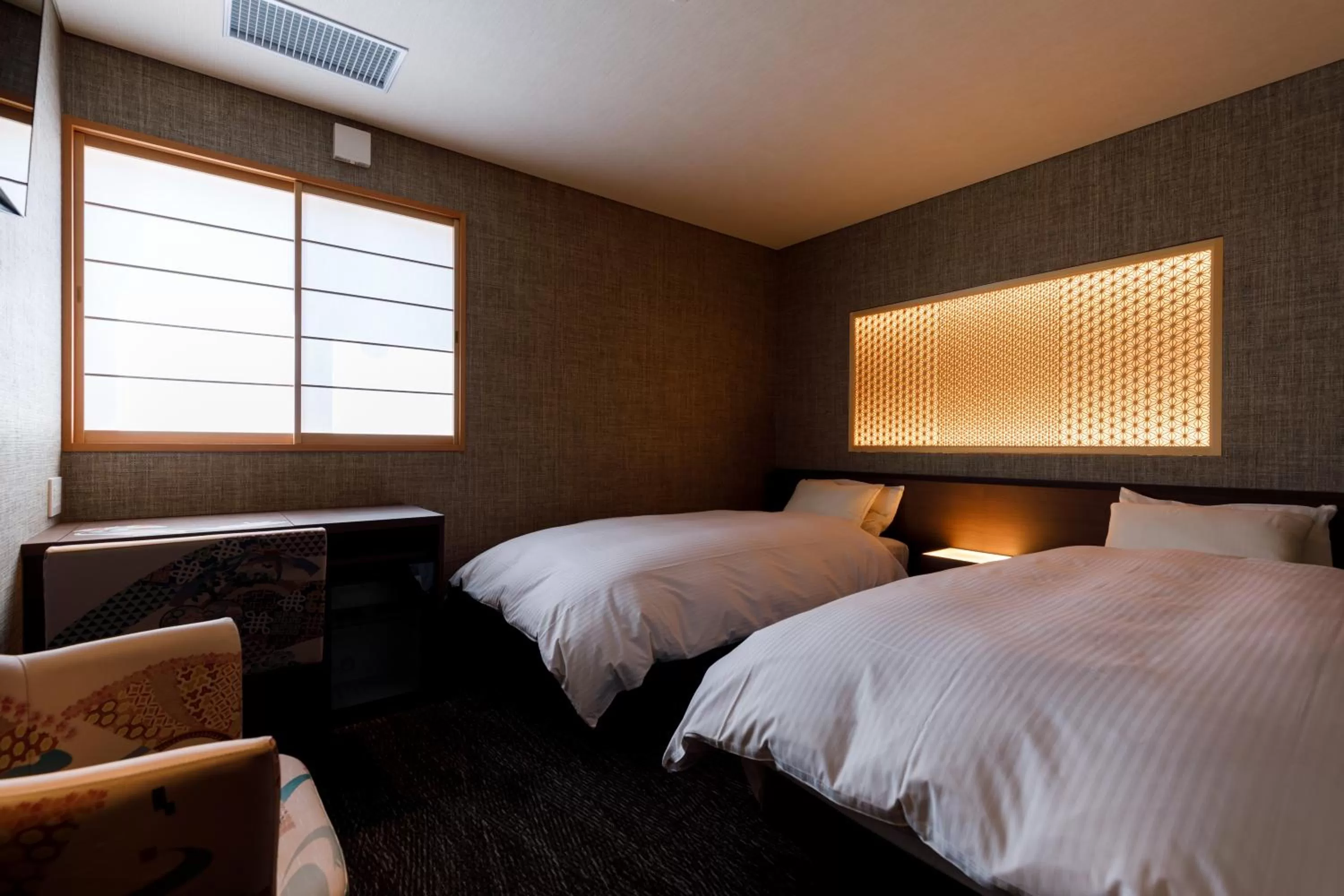 Photo of the whole room, Bed in ひがし茶屋街らしく金沢 Hotel Rashiku kanazawa
