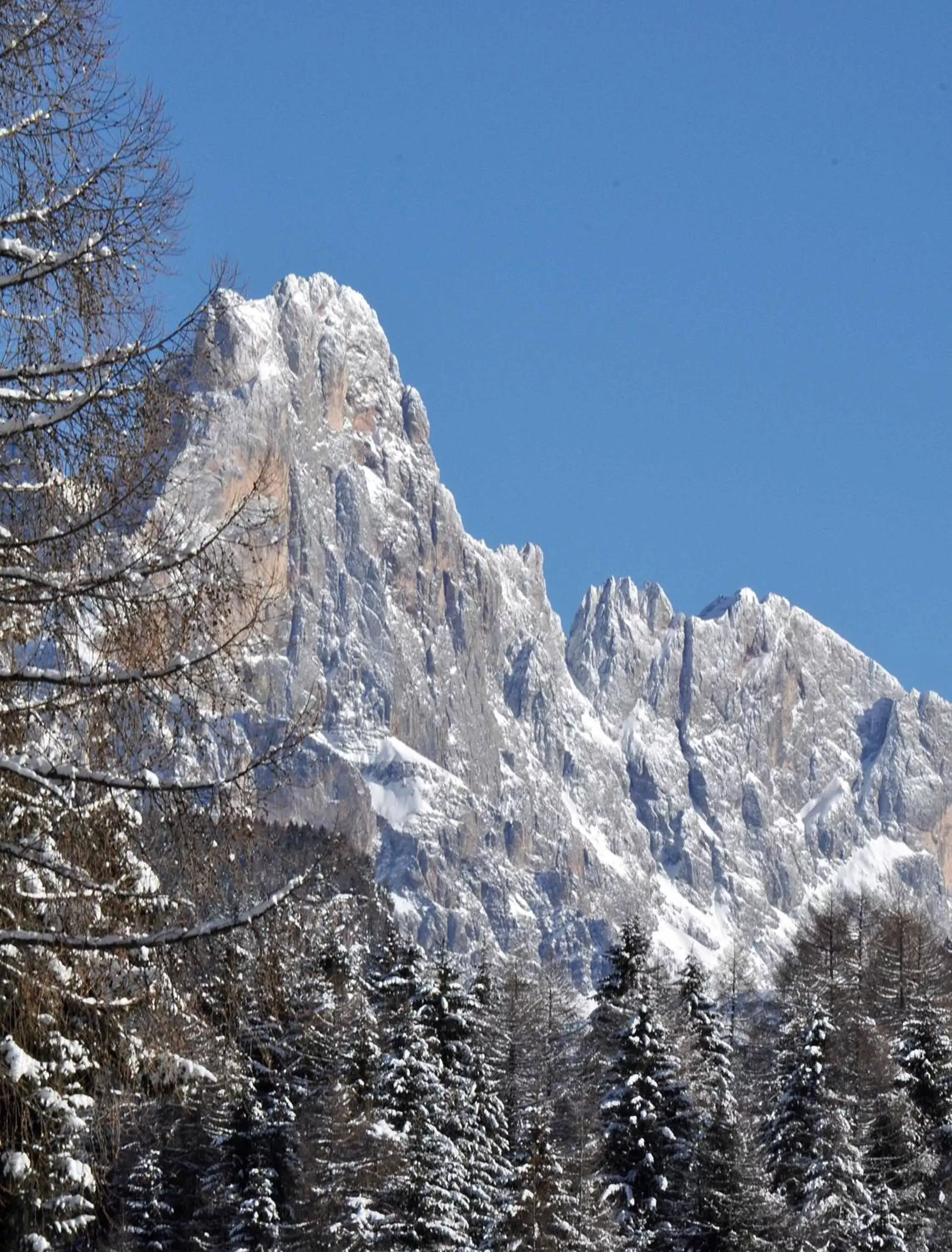 Mountain view, Winter in Albergo Antico