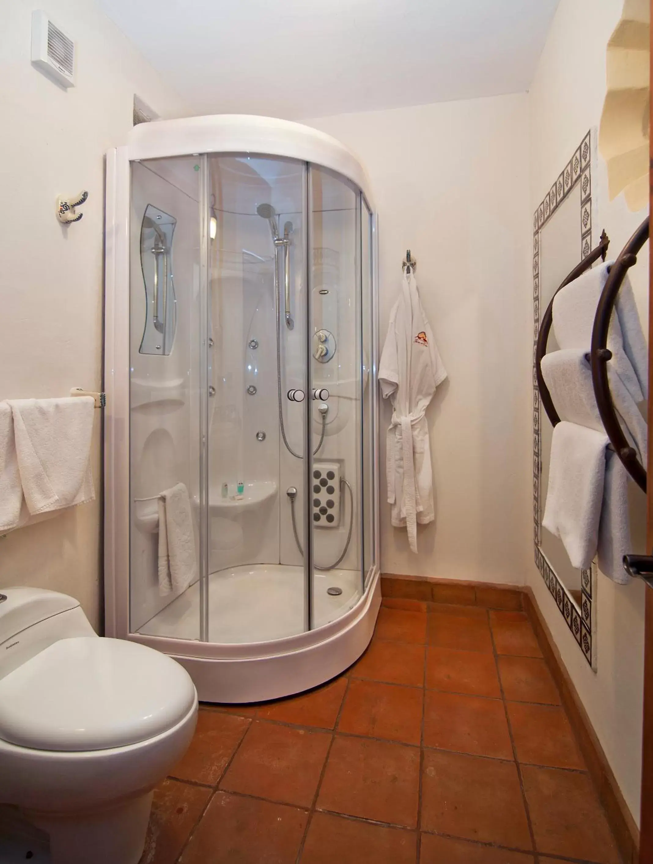 Shower, Bathroom in Porton del Cielo