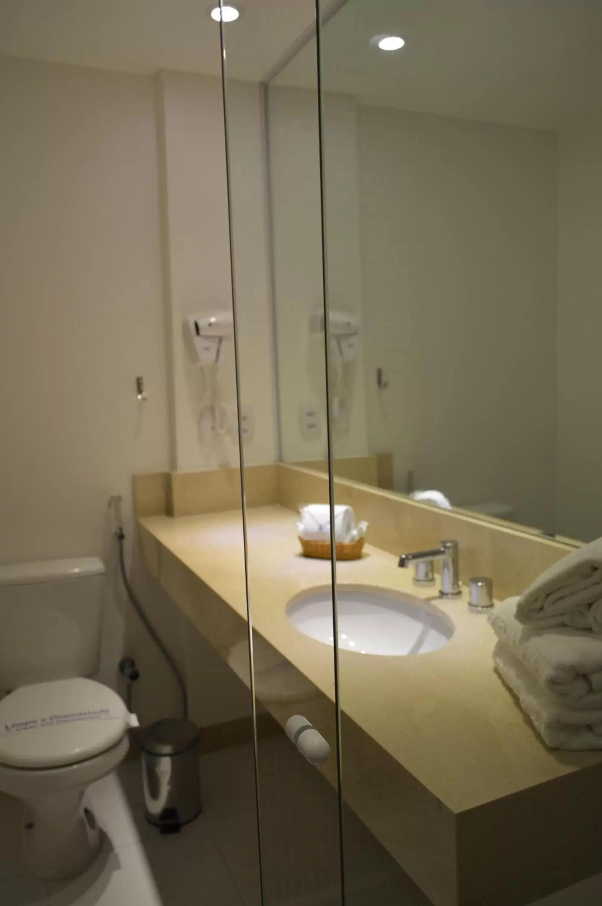 Bathroom in Hotel Canada