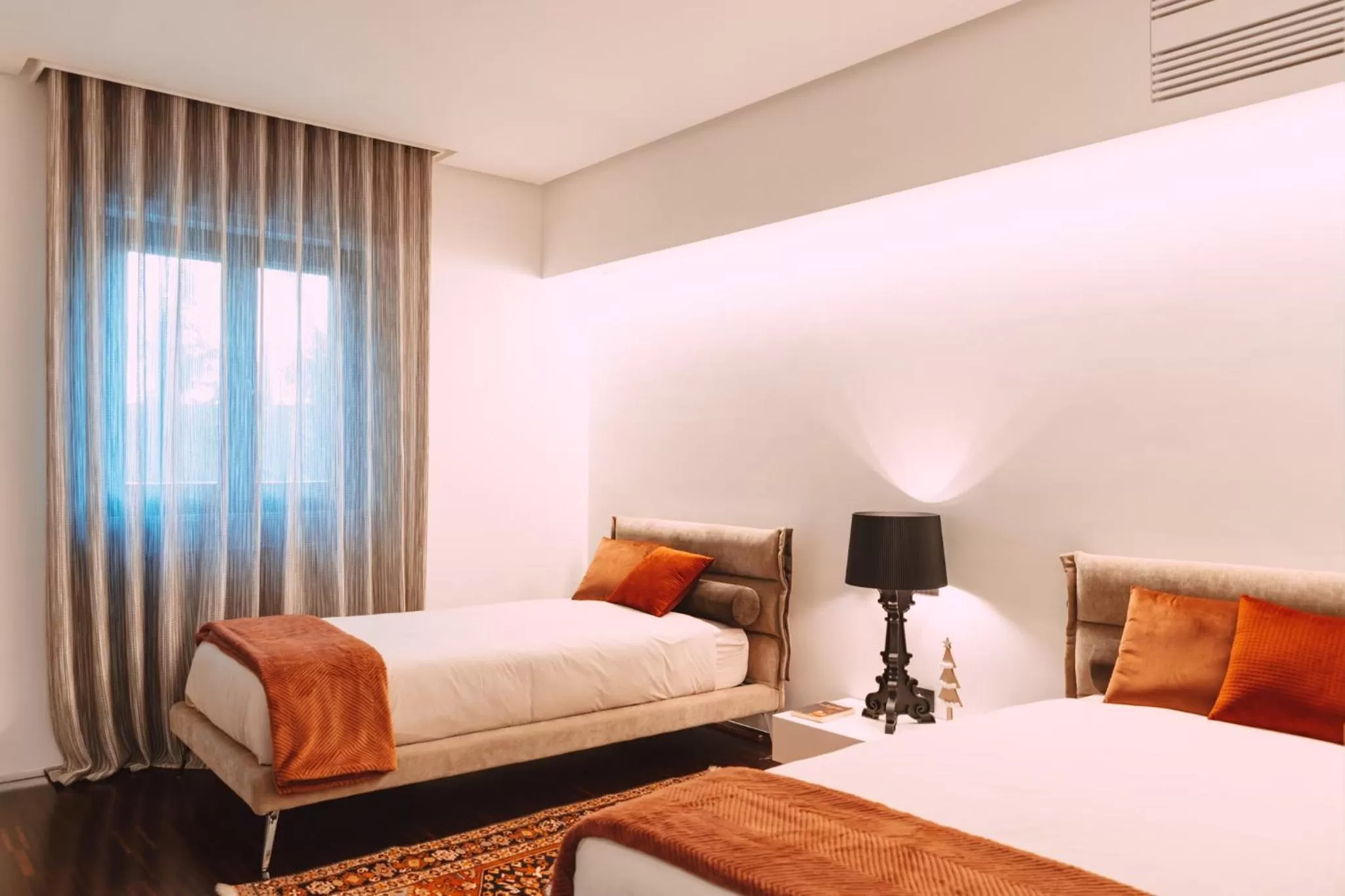 Photo of the whole room, Bed in Viale dei Lecci - Luxury rooms