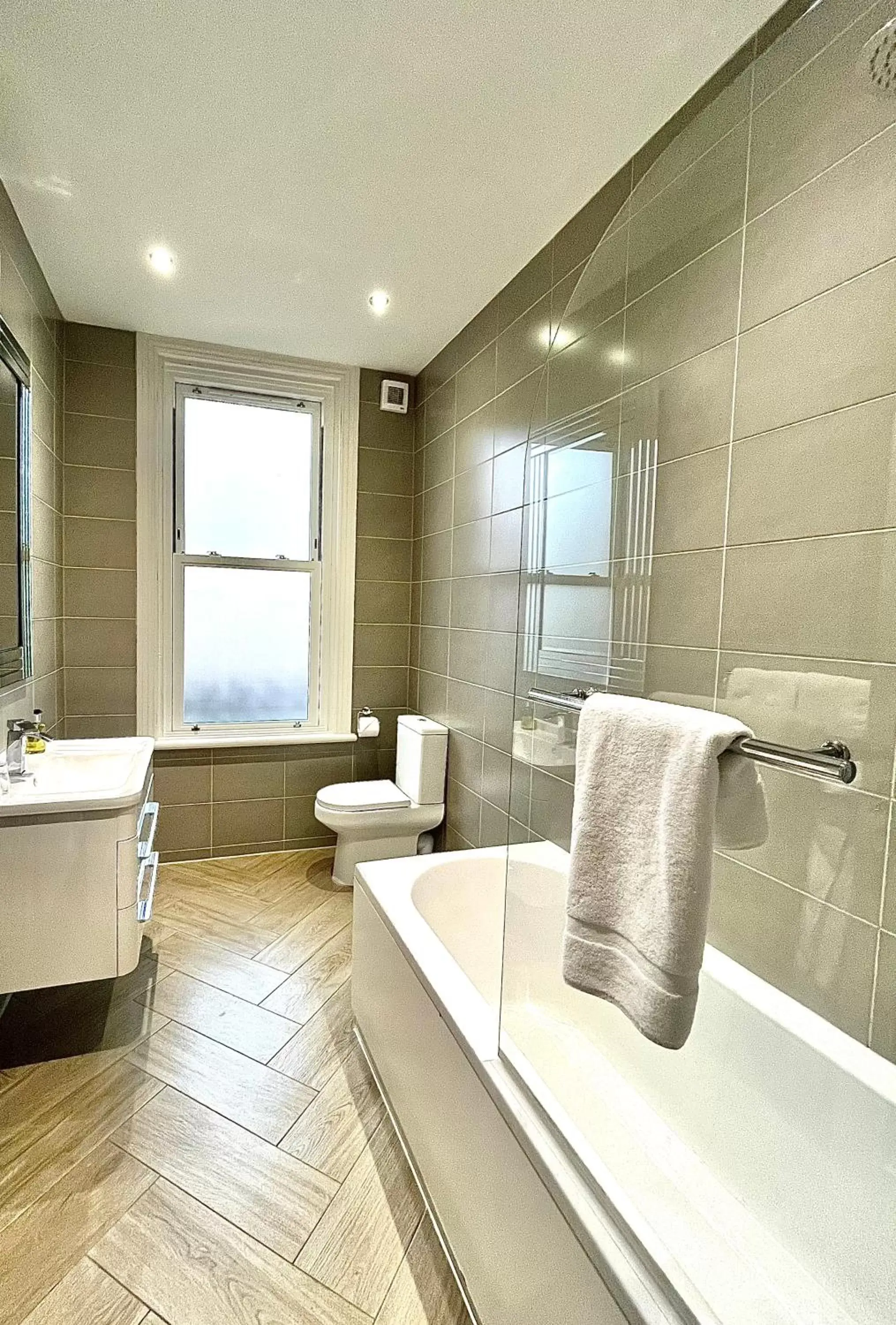 Toilet, Bathroom in Mode Apartments St Annes