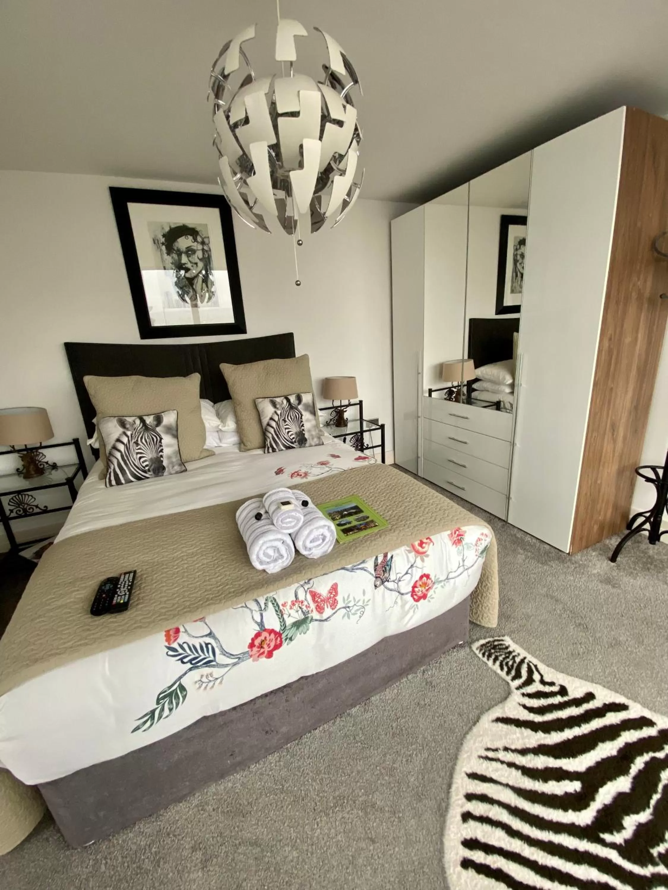 Bed in James Clow Bed & Breakfast