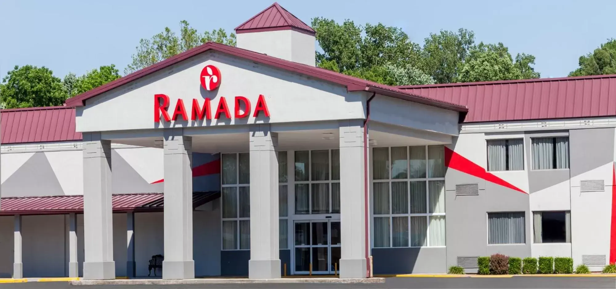 Property building, Facade/Entrance in Ramada by Wyndham Henderson/Evansville