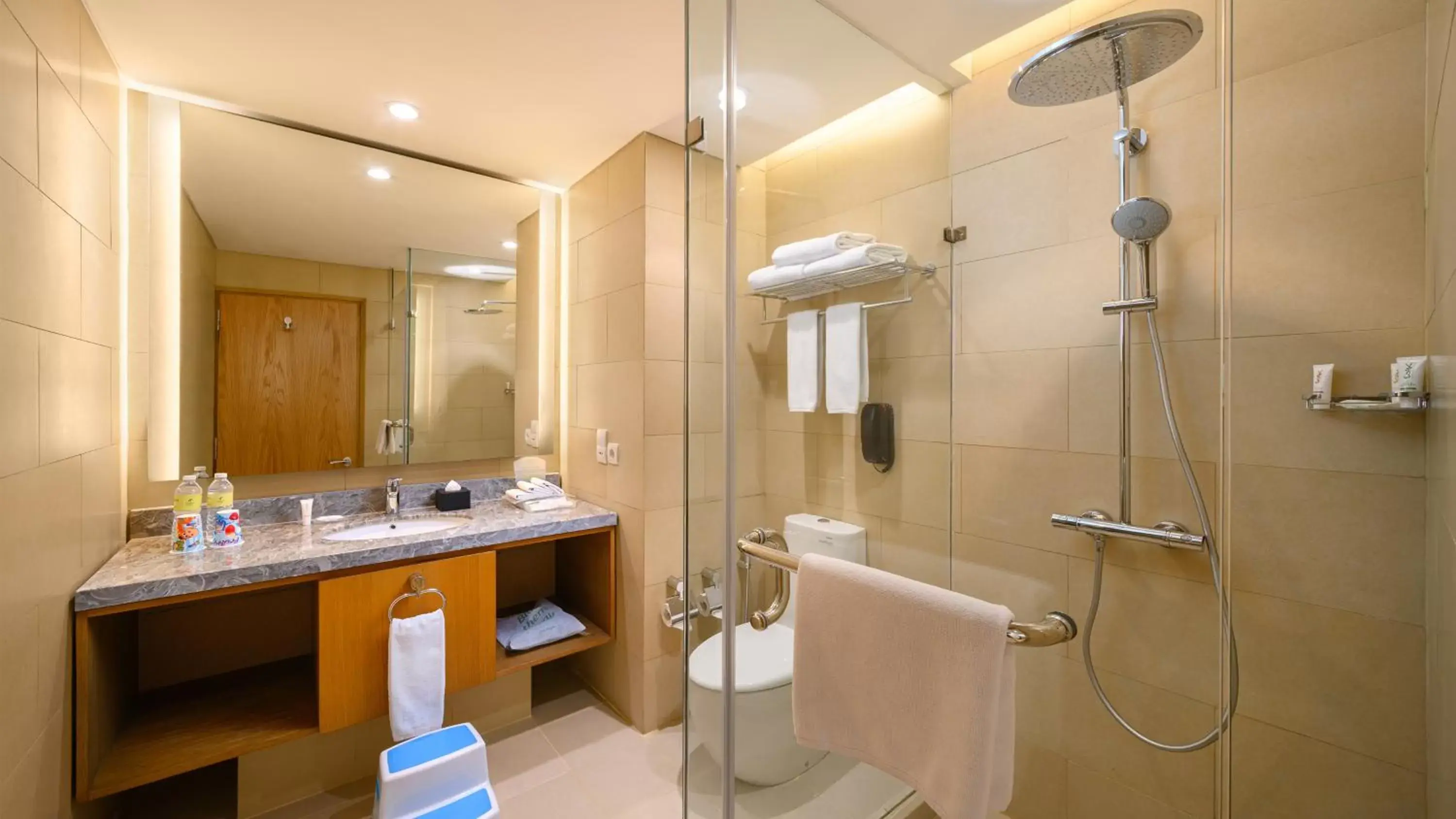 Bathroom in Holiday Inn & Suites Jakarta Gajah Mada, an IHG Hotel