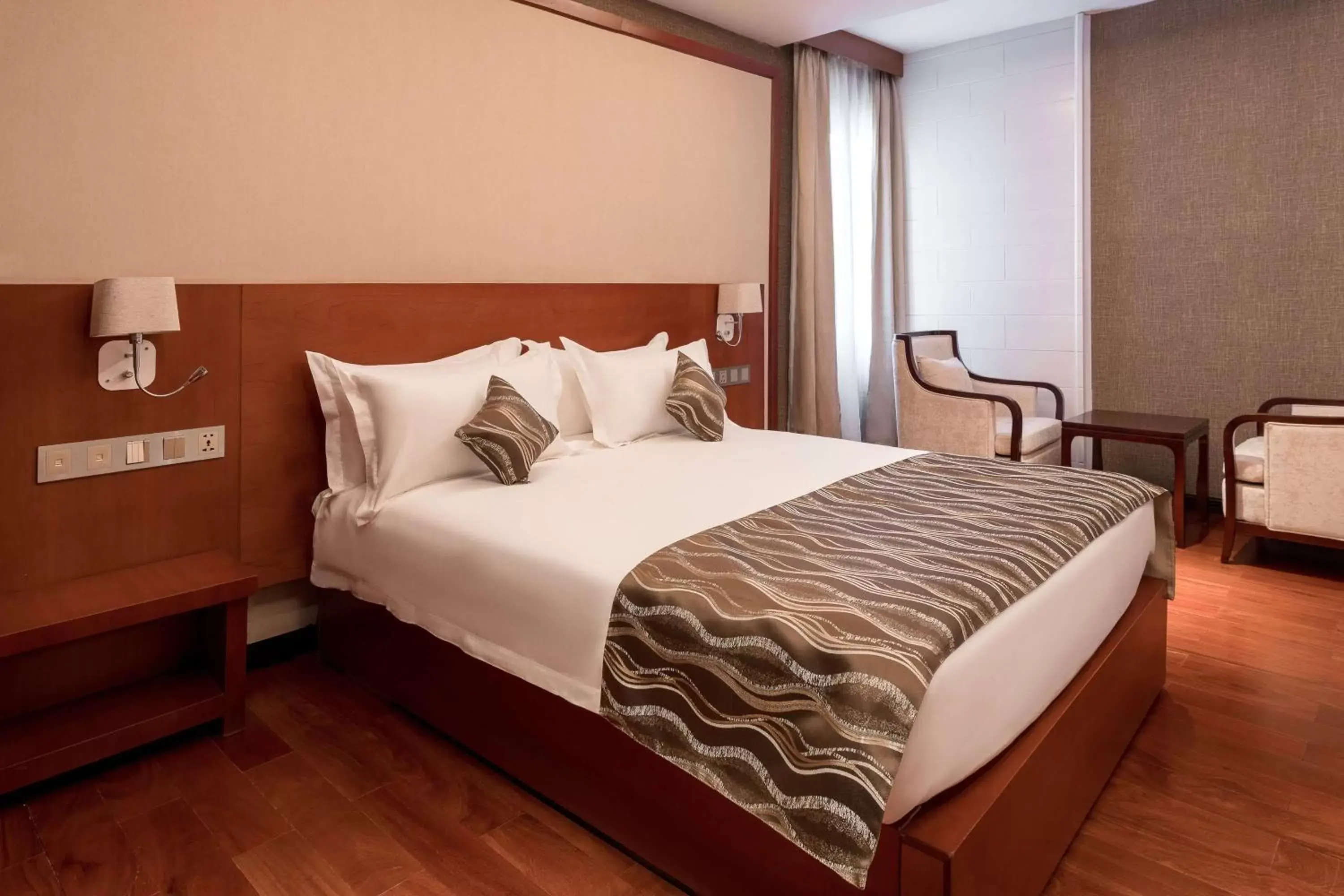 Bedroom, Bed in Best Western Plus Pearl Addis