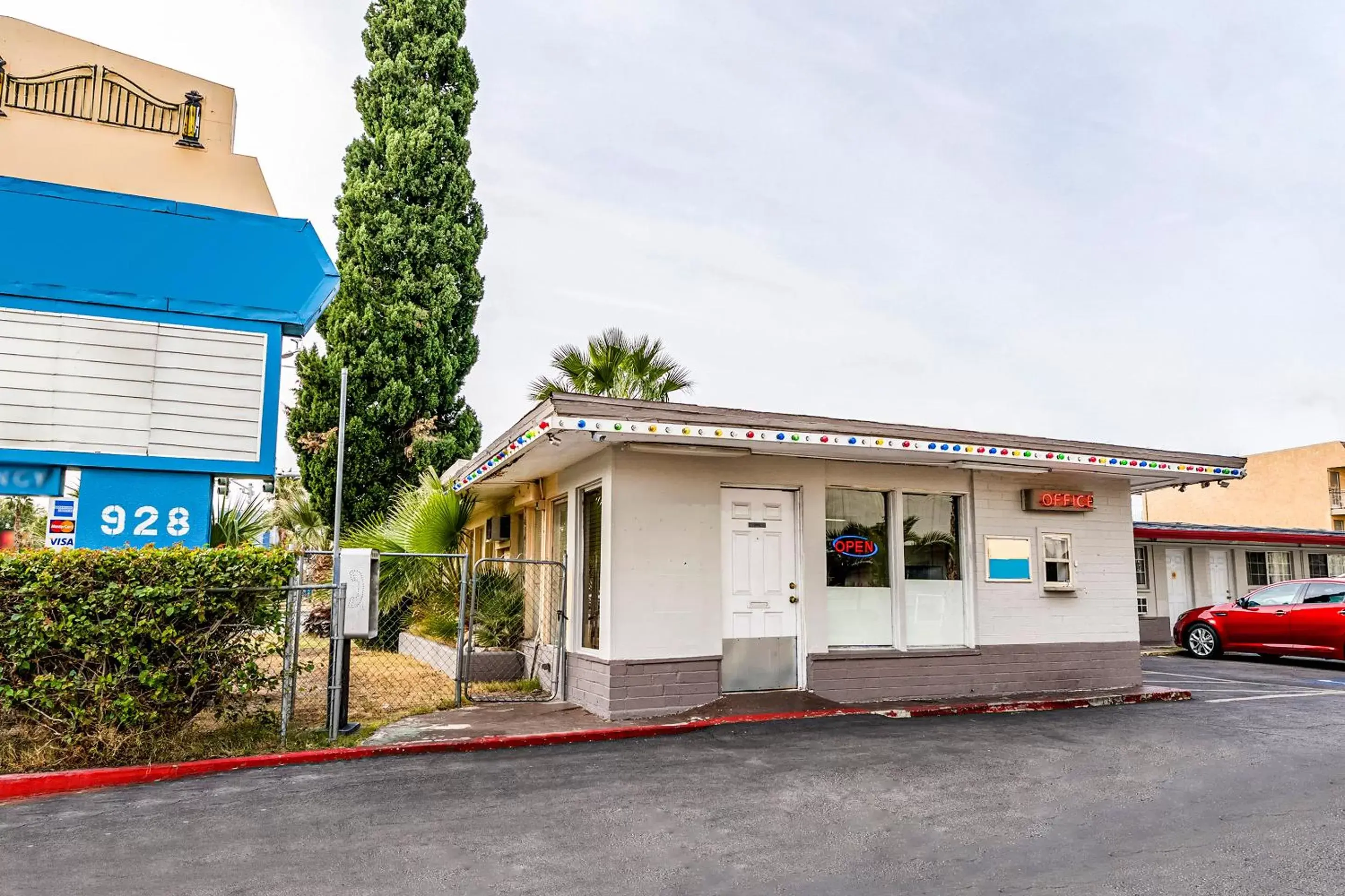 Facade/entrance, Property Building in OYO Gateway Motel Las Vegas North Strip Fremont St Area