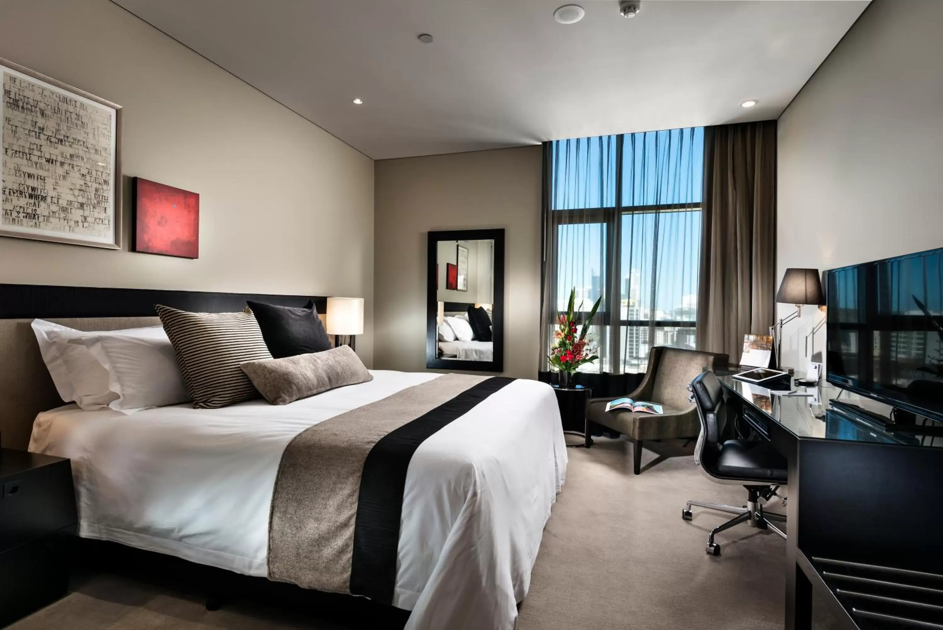 Bed in Fraser Suites Perth