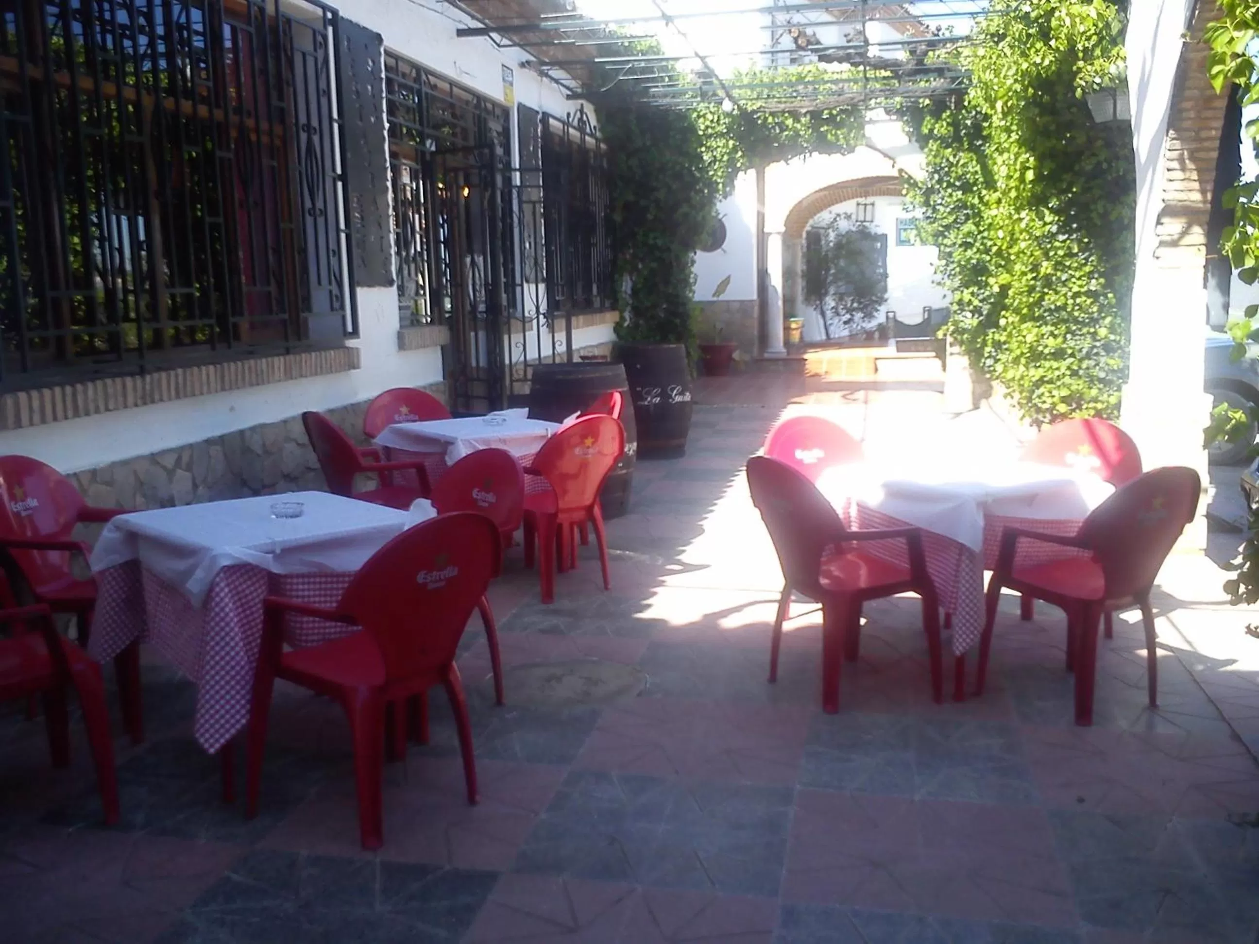Balcony/Terrace, Restaurant/Places to Eat in Escua